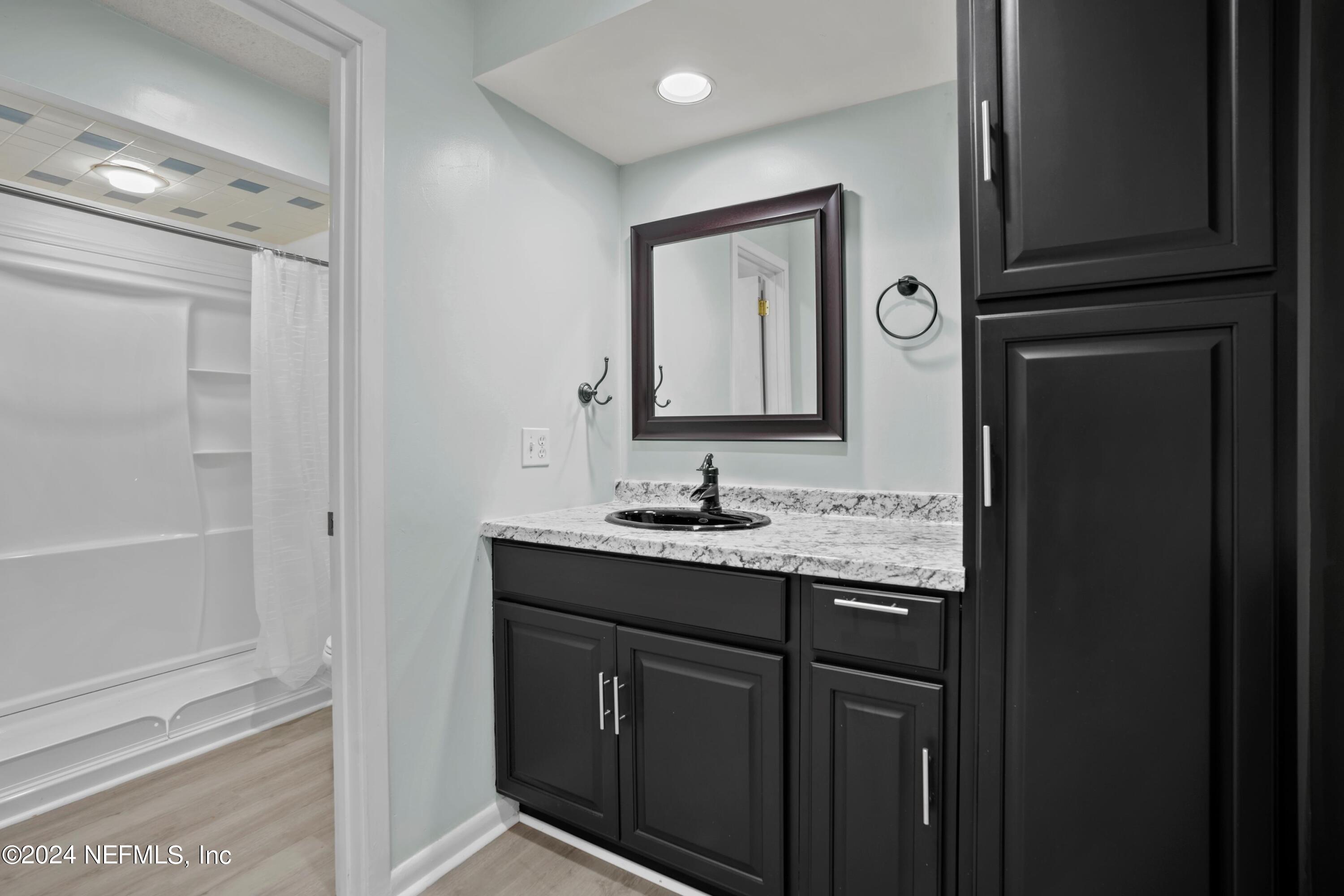 3155 RAVINES Road, 3506