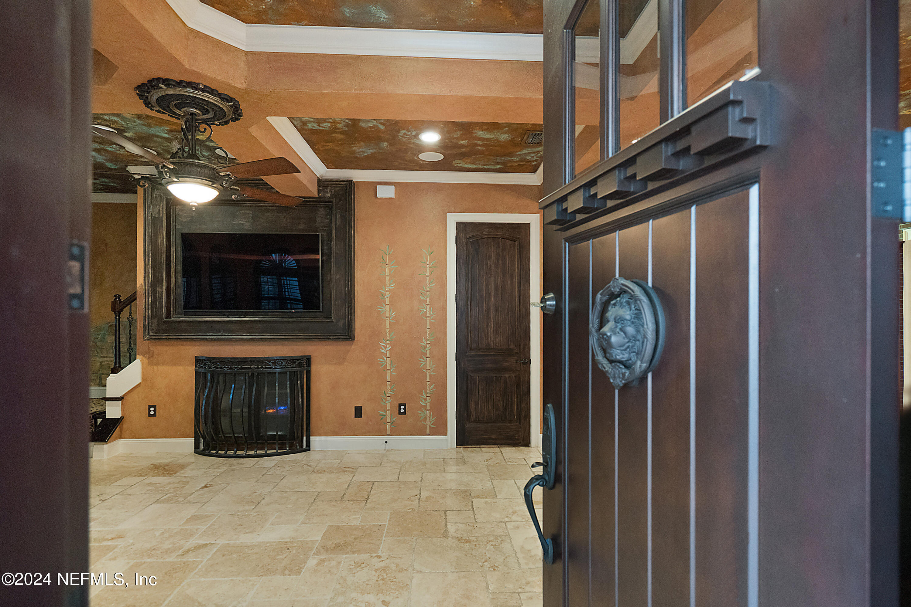 8849 LA TERRAZZA Place