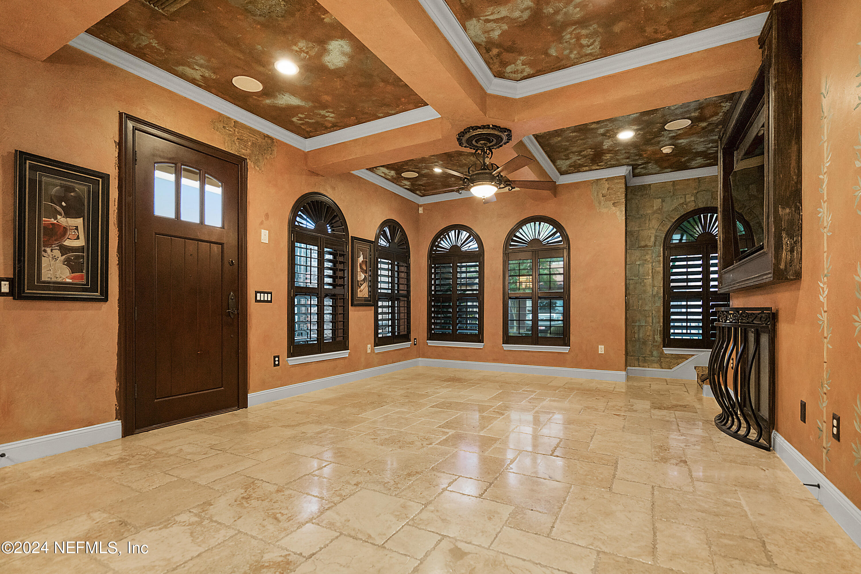 8849 LA TERRAZZA Place