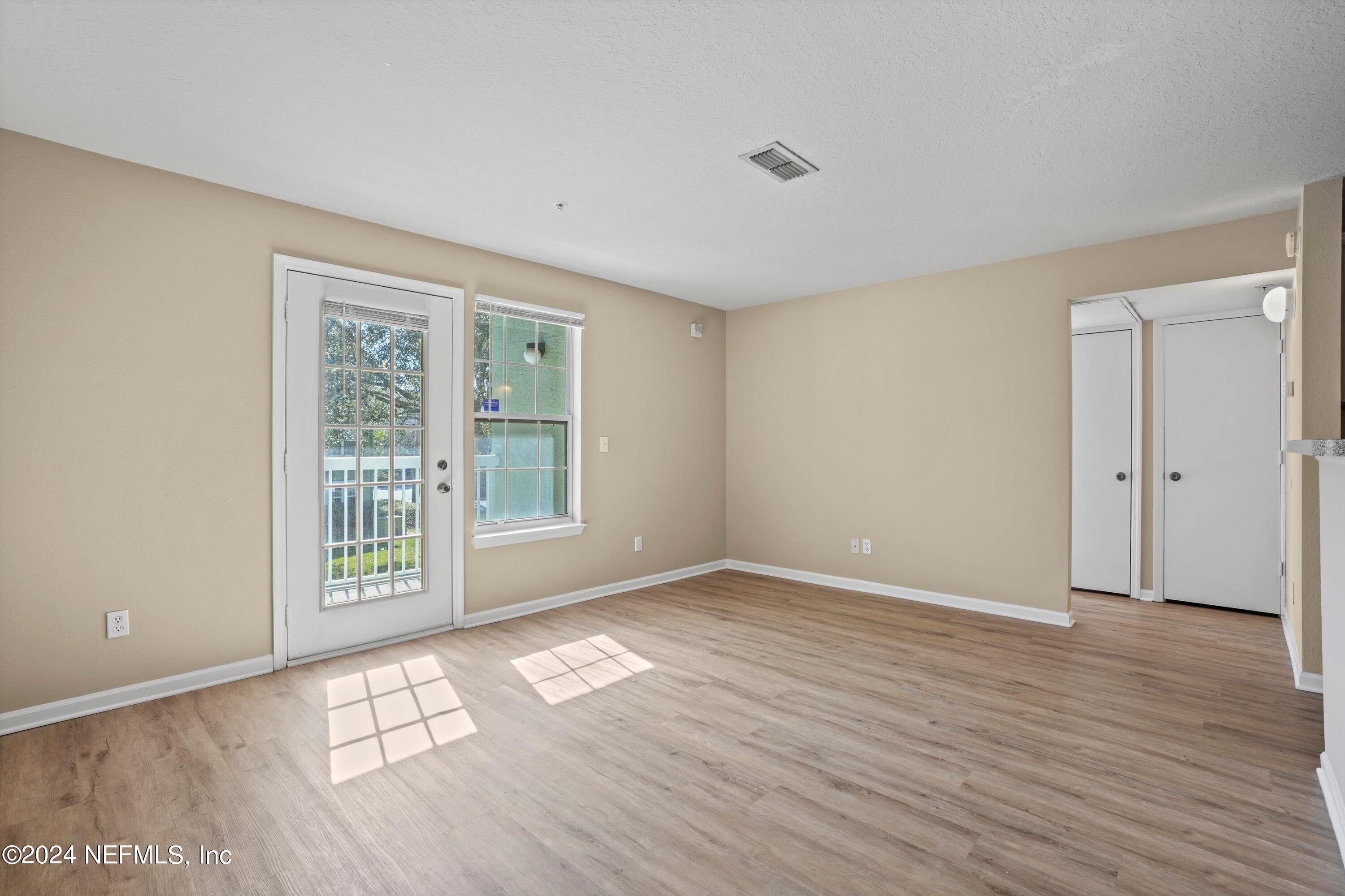 7701 TIMBERLIN PARK Boulevard, 927