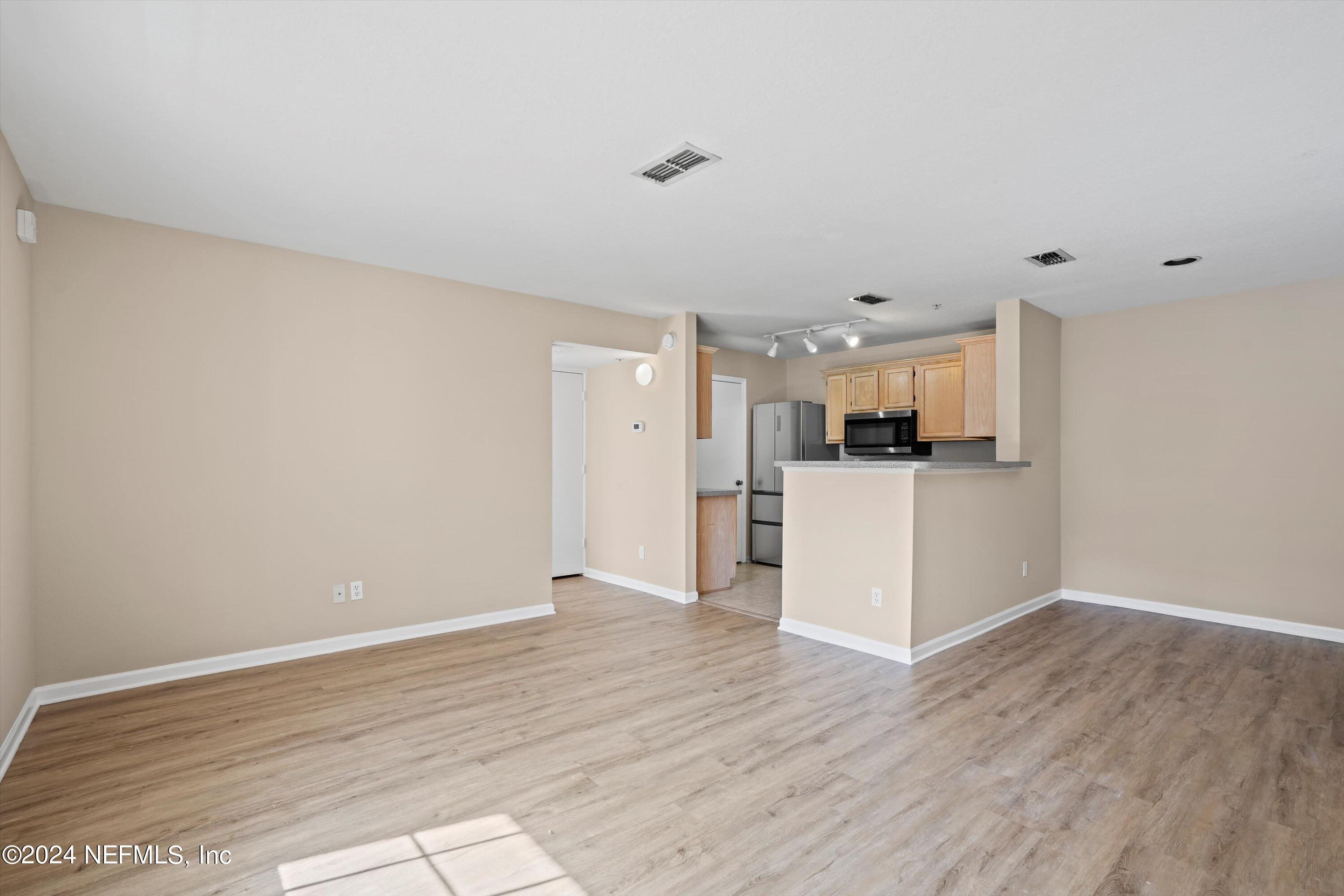7701 TIMBERLIN PARK Boulevard, 927
