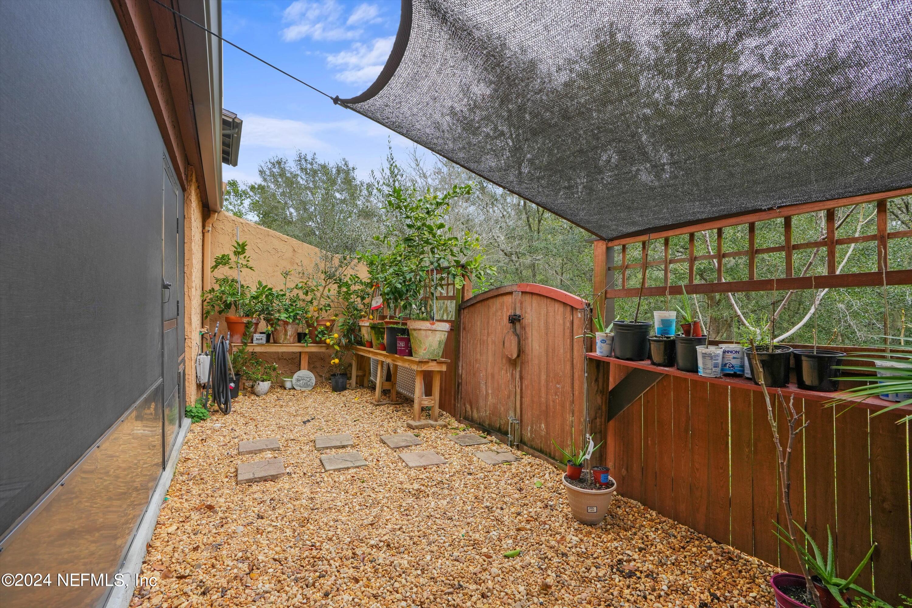 413 ABINGDON Place, #87