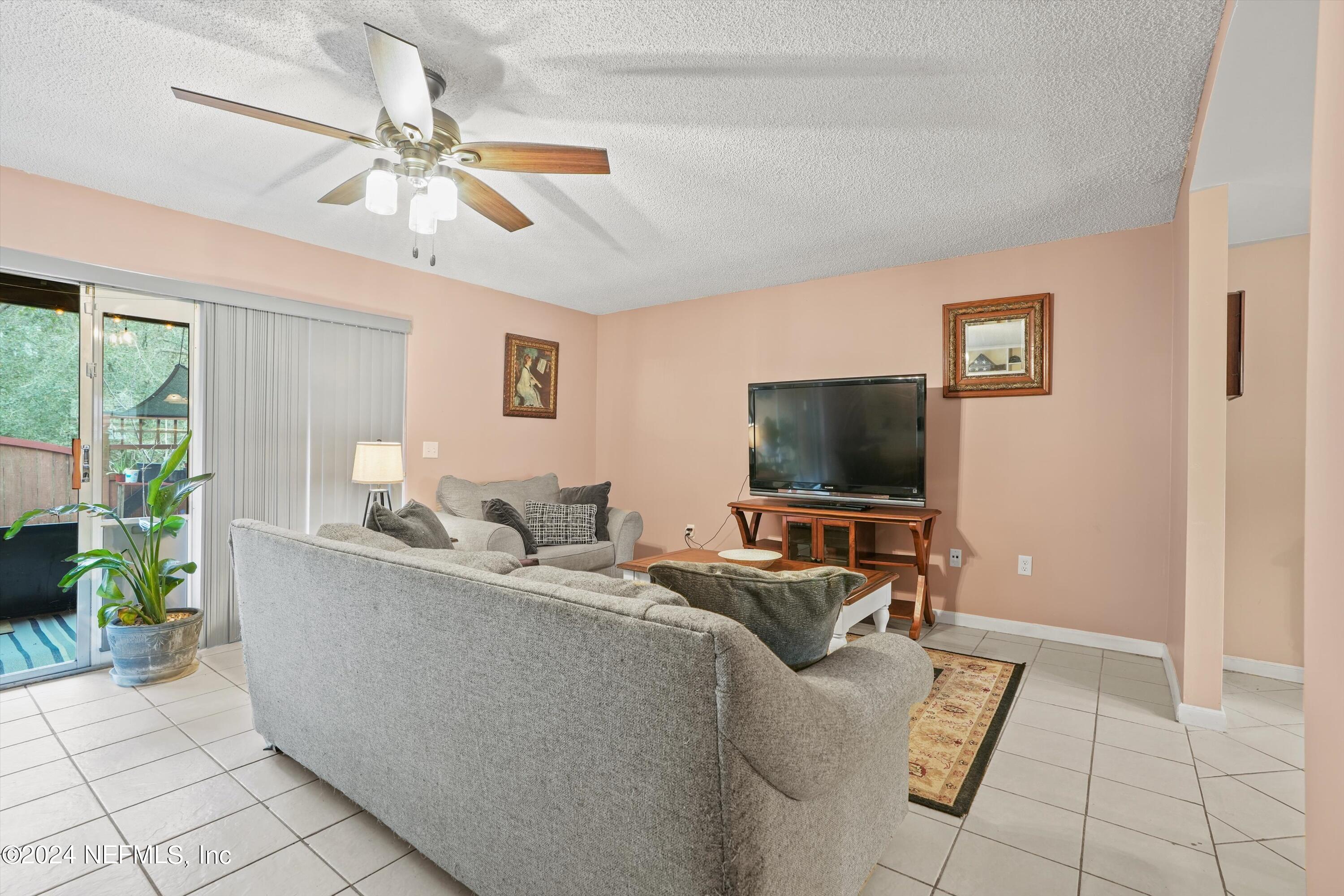 413 ABINGDON Place, #87