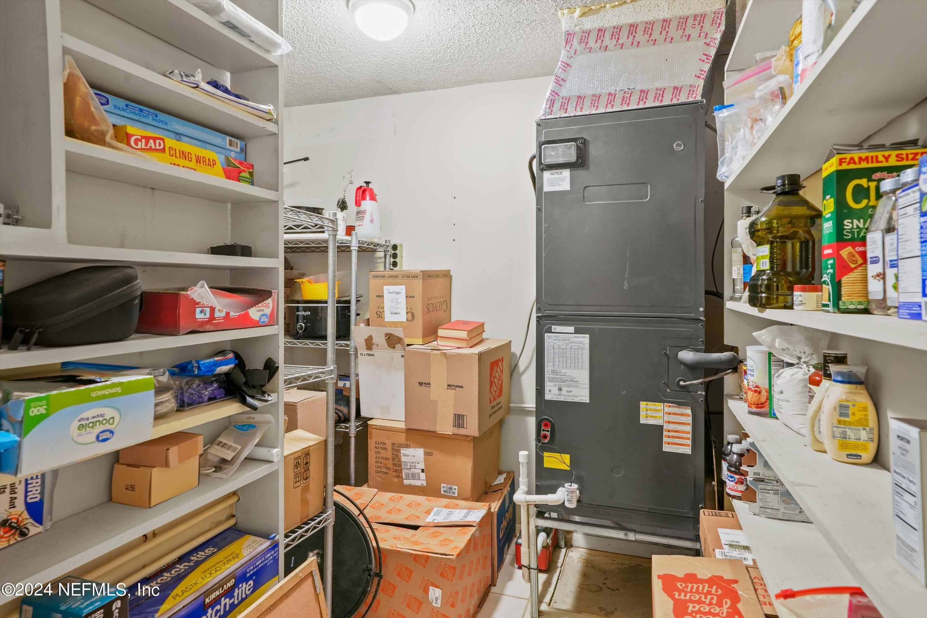 413 ABINGDON Place, #87