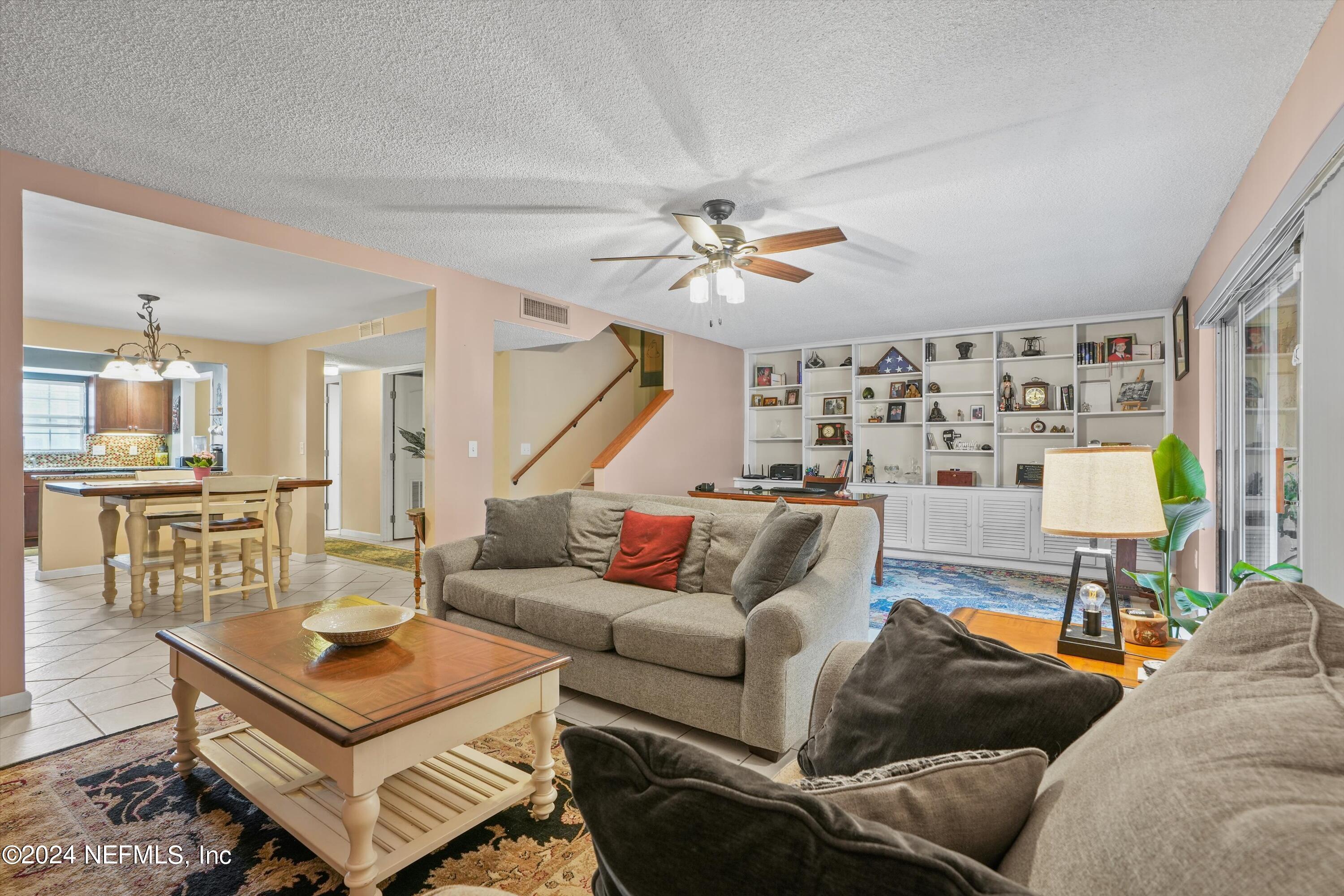 413 ABINGDON Place, #87