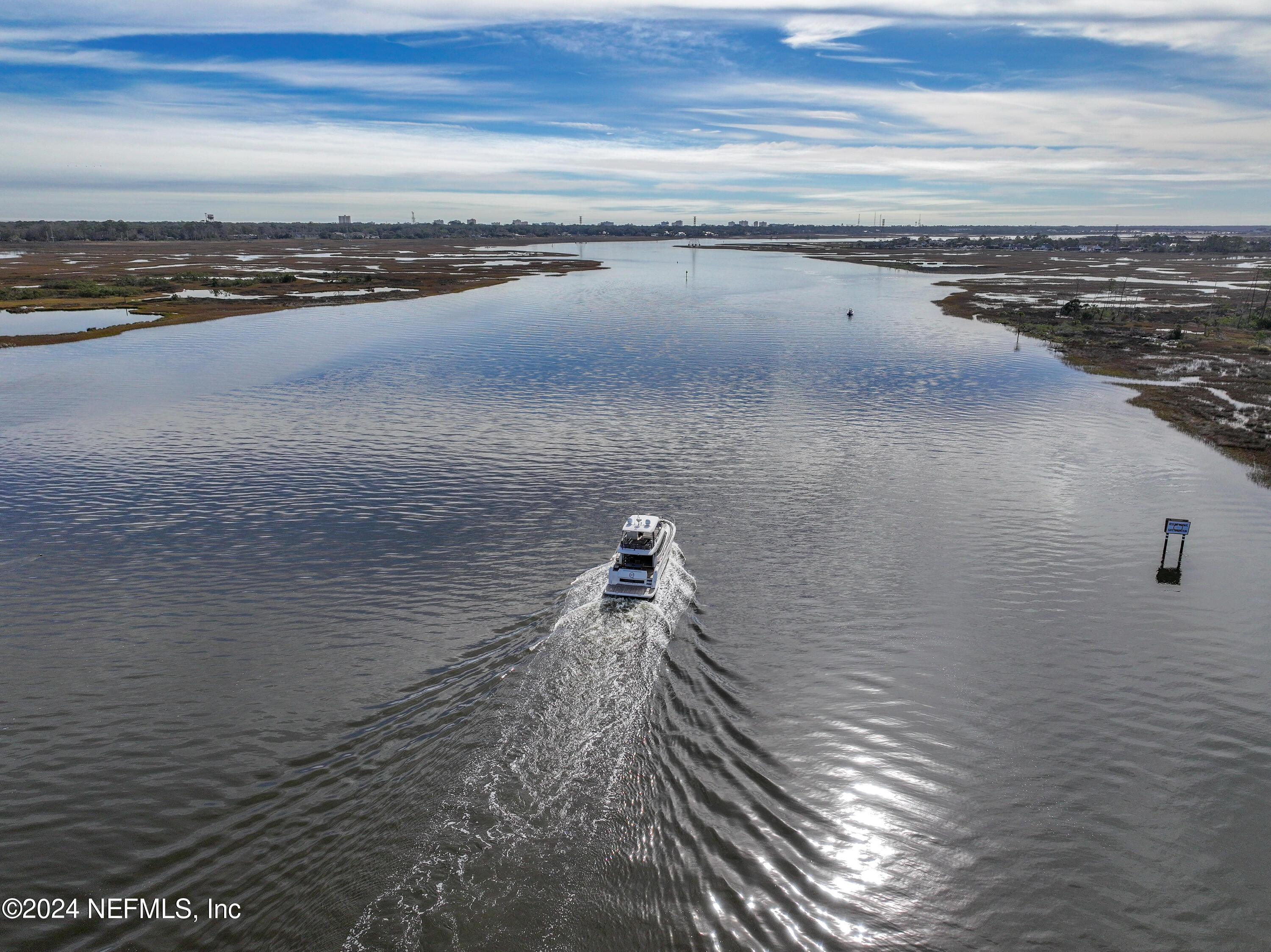 13846 ATLANTIC Boulevard, 201