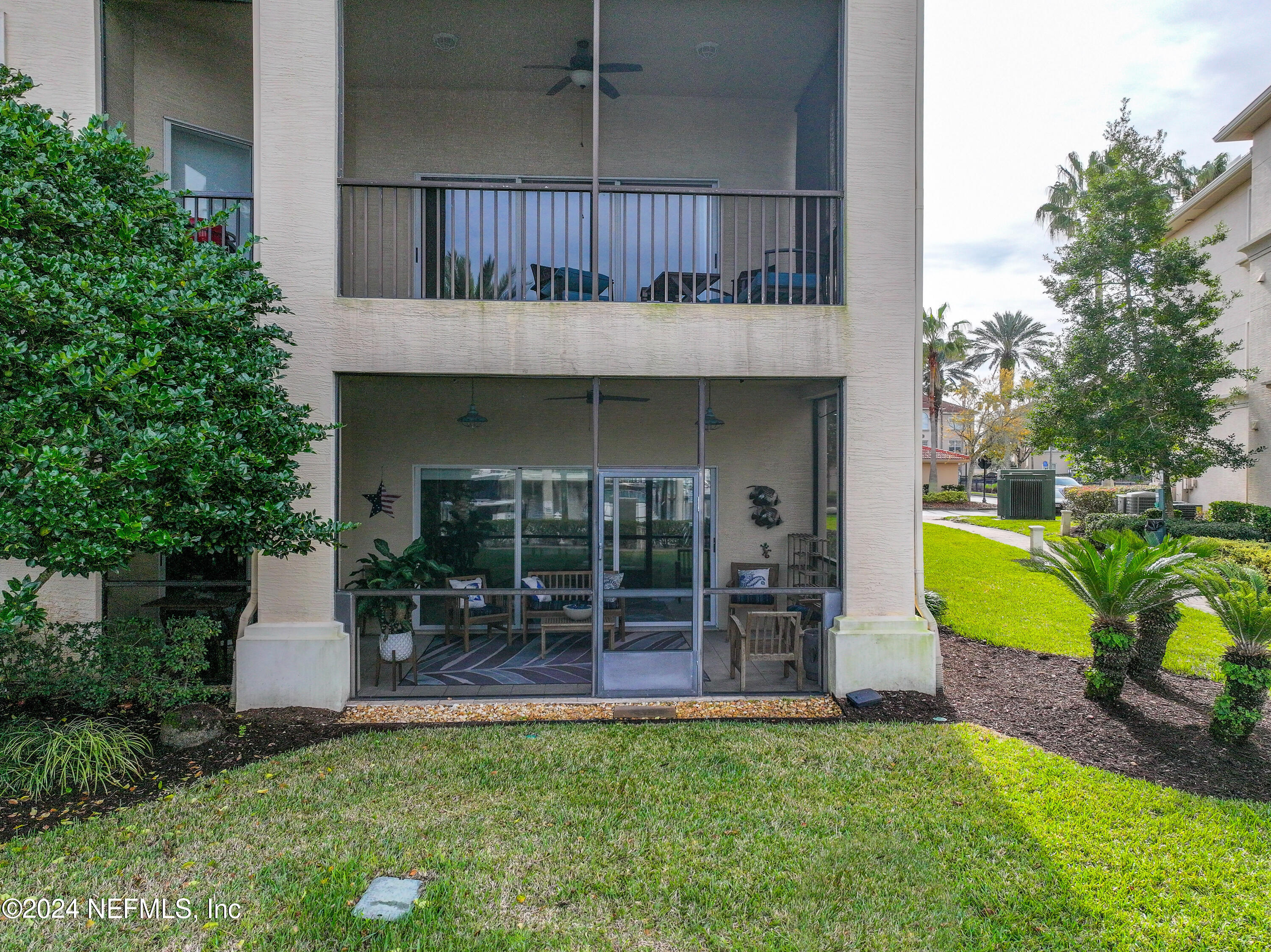 13846 ATLANTIC Boulevard, 201