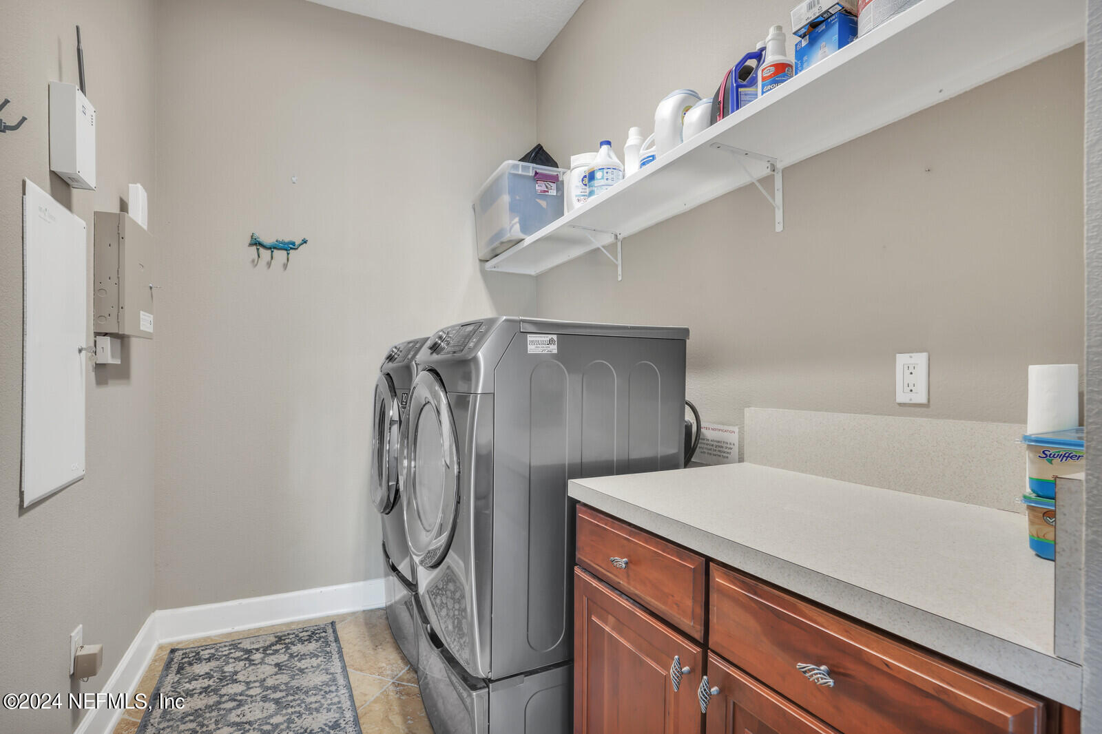 13846 ATLANTIC Boulevard, 201