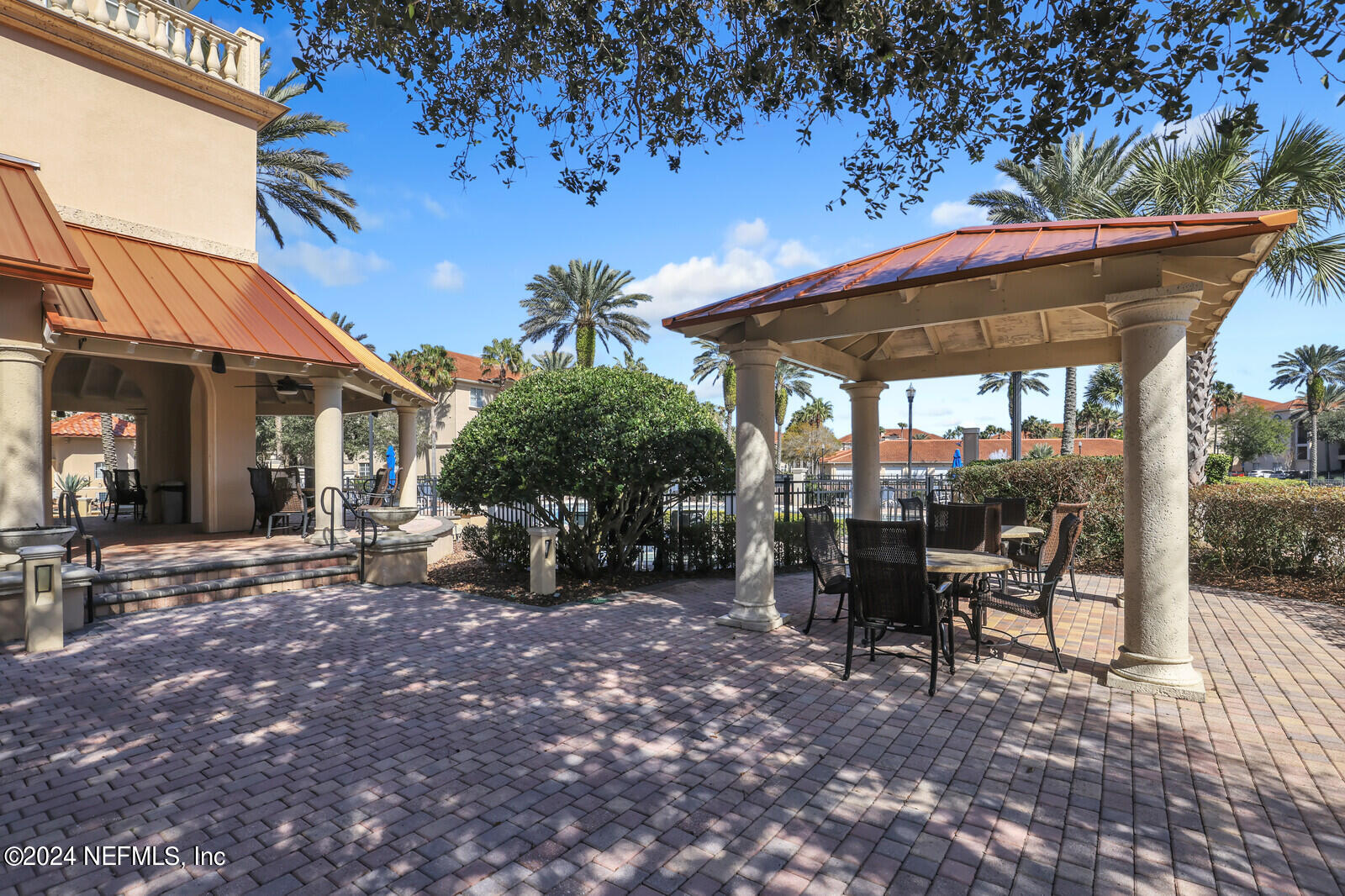 13846 ATLANTIC Boulevard, 201