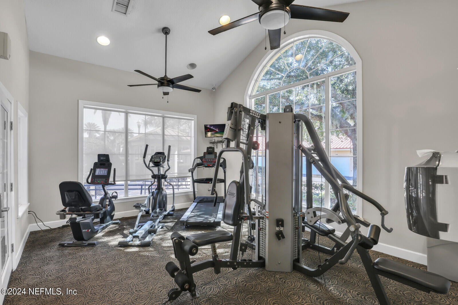 13846 ATLANTIC Boulevard, 201