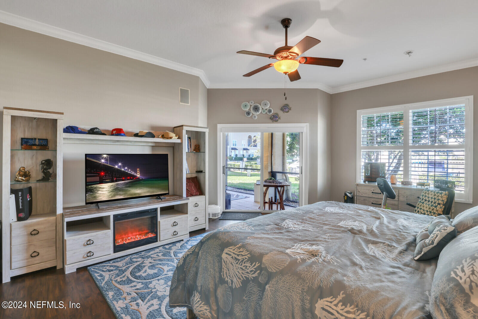 13846 ATLANTIC Boulevard, 201