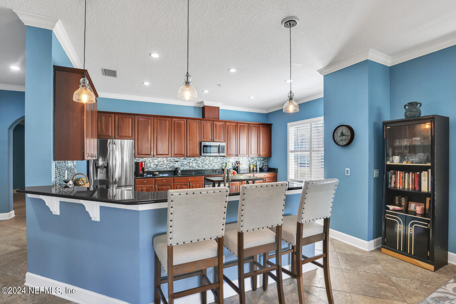 13846 ATLANTIC Boulevard, 201