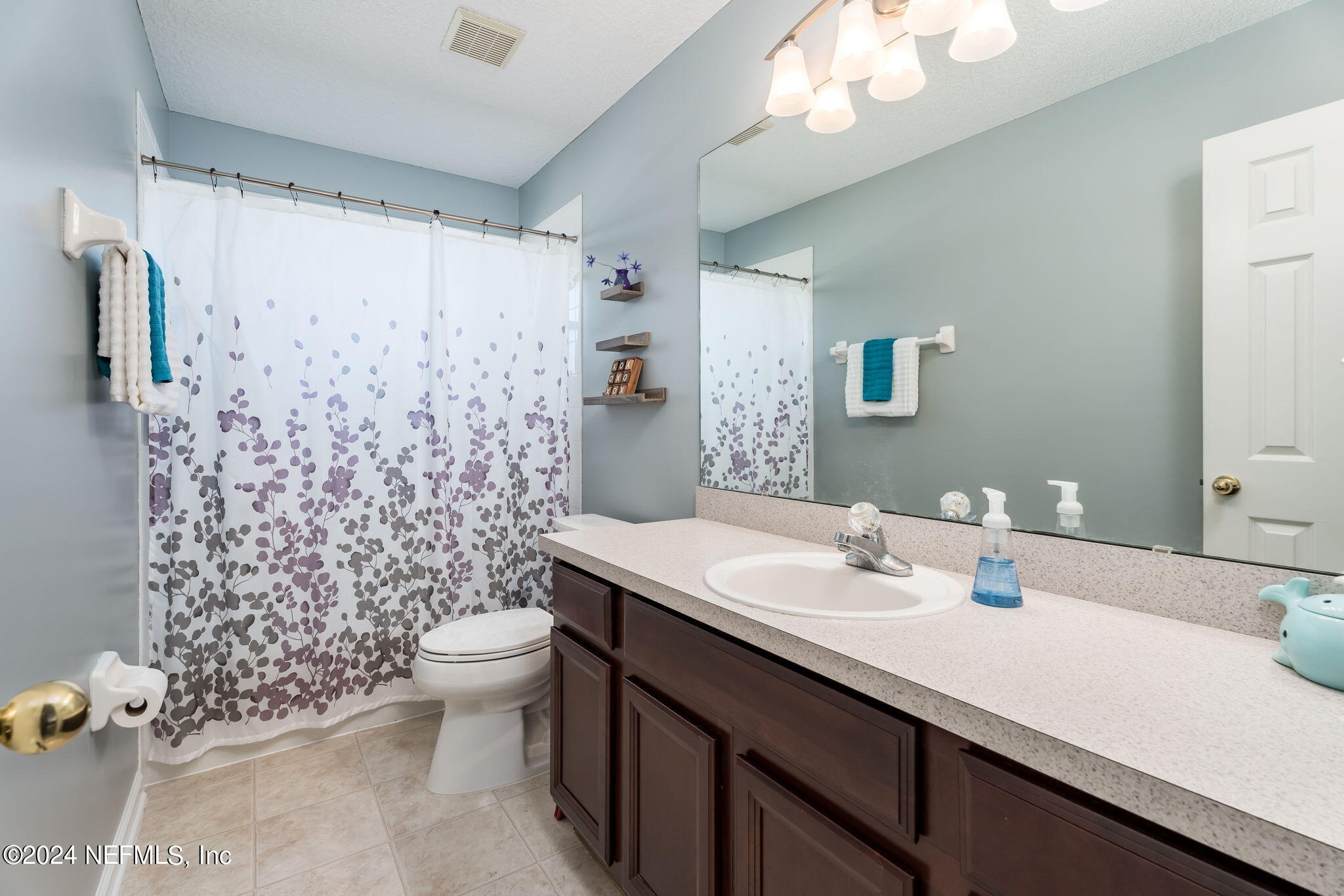 1523 ASHLEE BRANCH Way