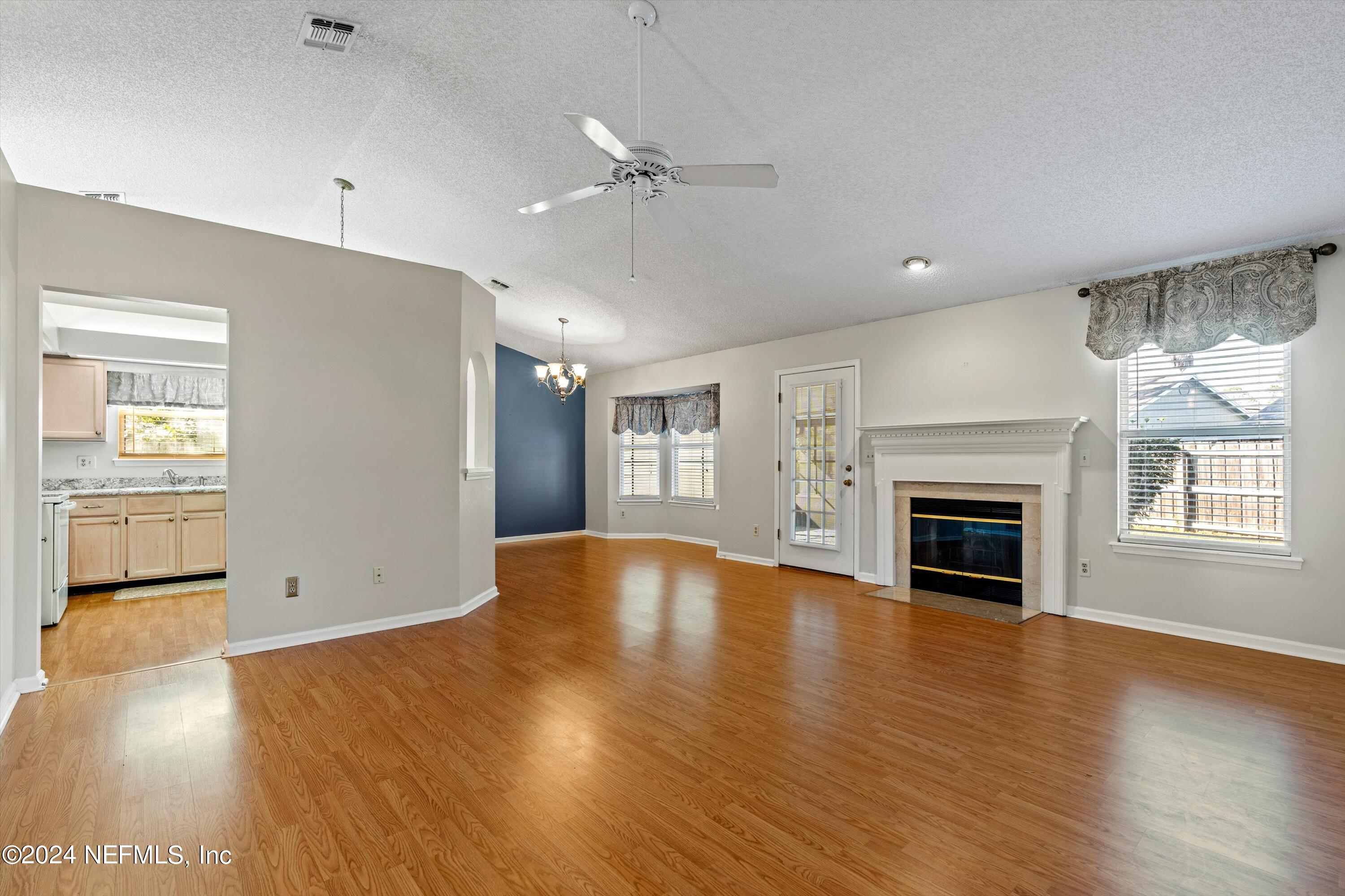 7732 SUGARTREE Court