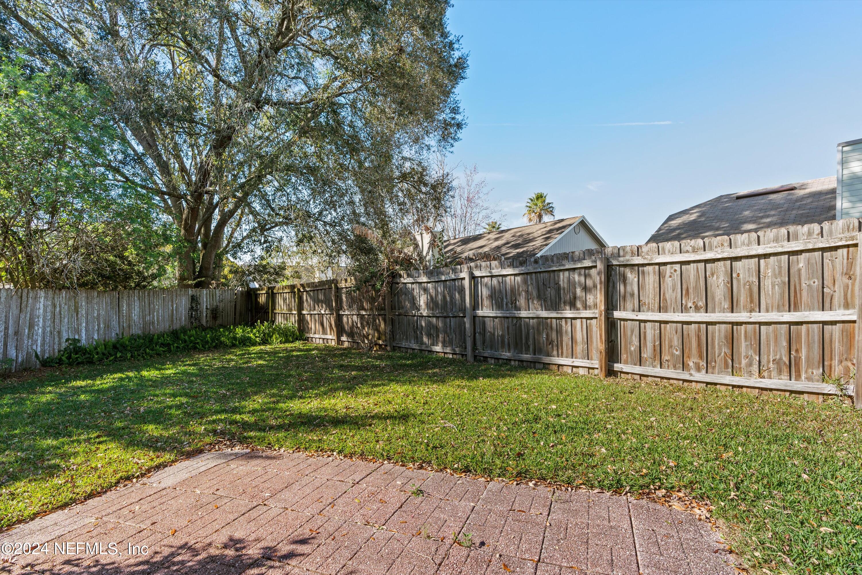 7732 SUGARTREE Court