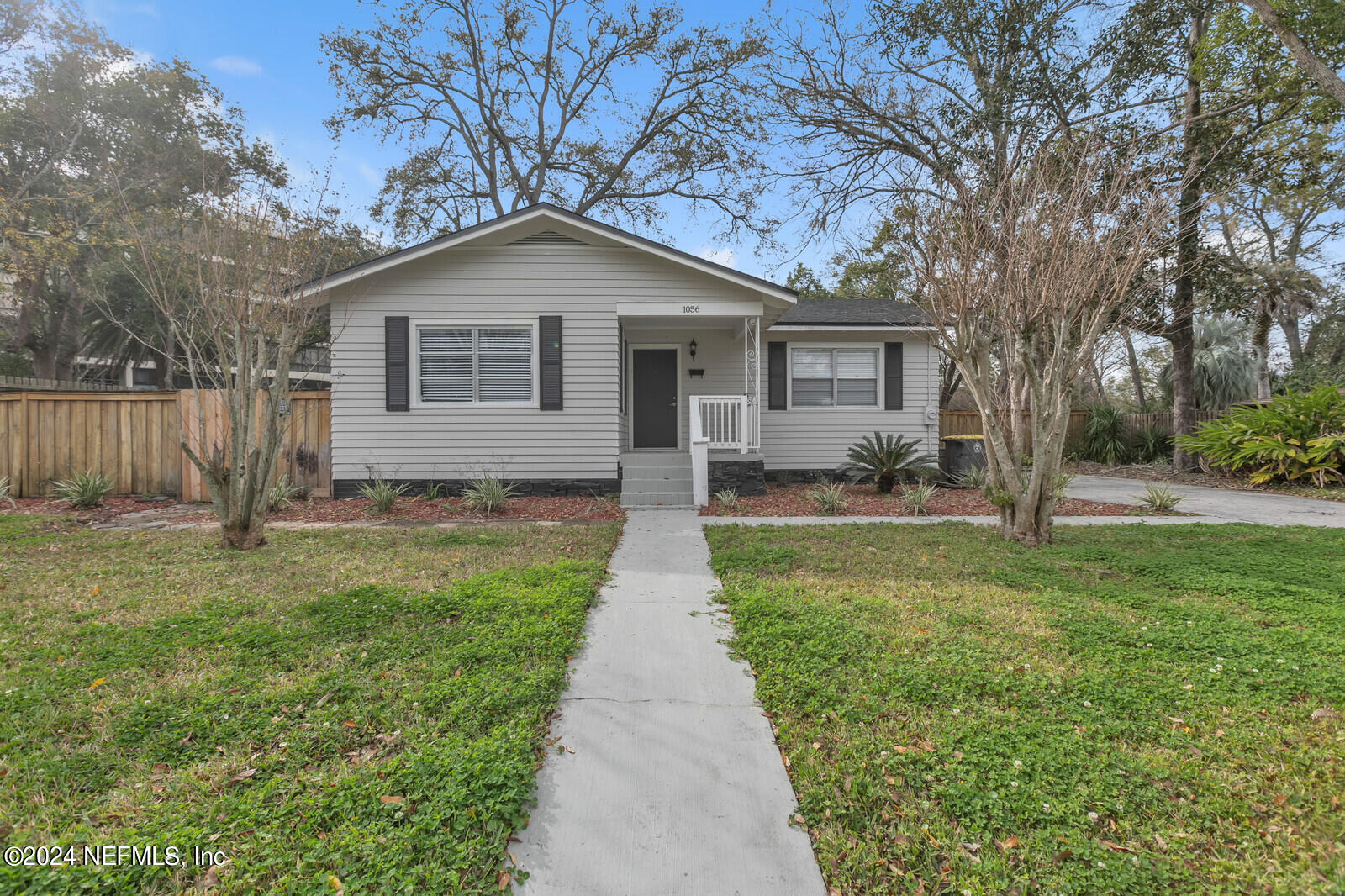 1056 VERONICA Street