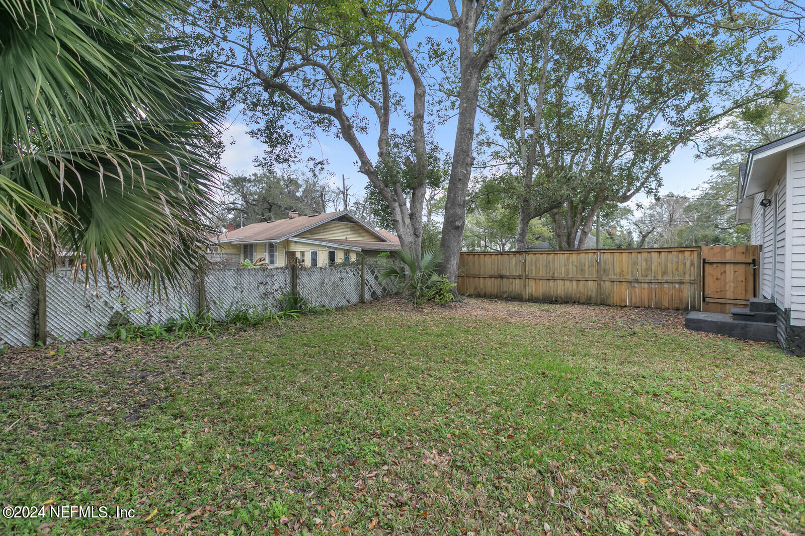 1056 VERONICA Street