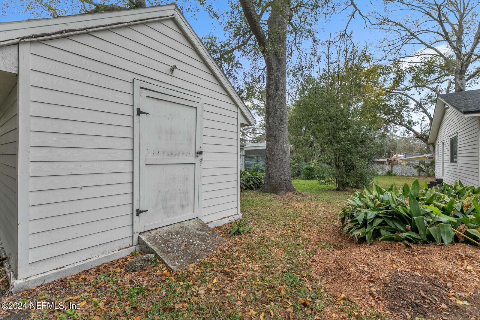 1056 VERONICA Street