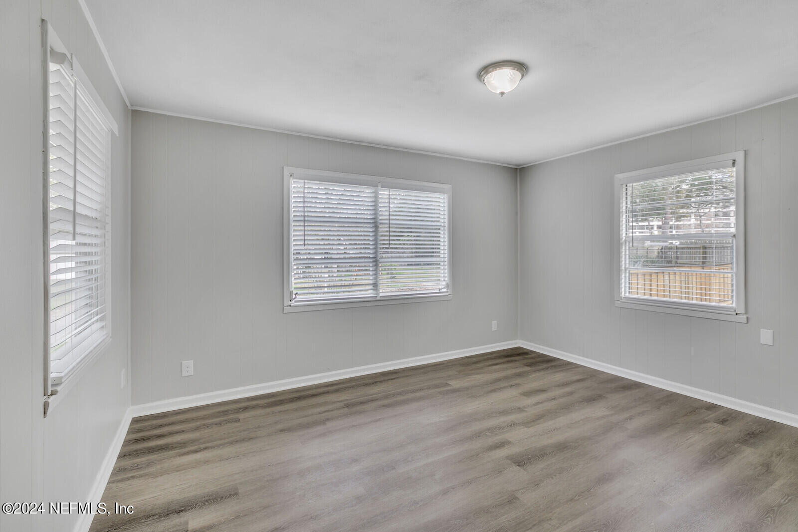 1056 VERONICA Street