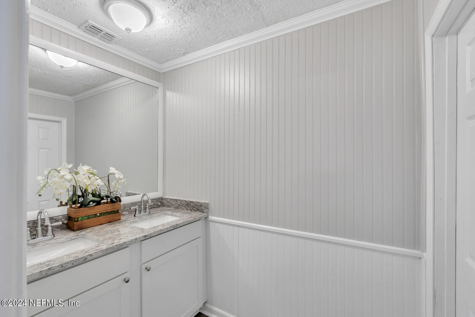 1056 VERONICA Street