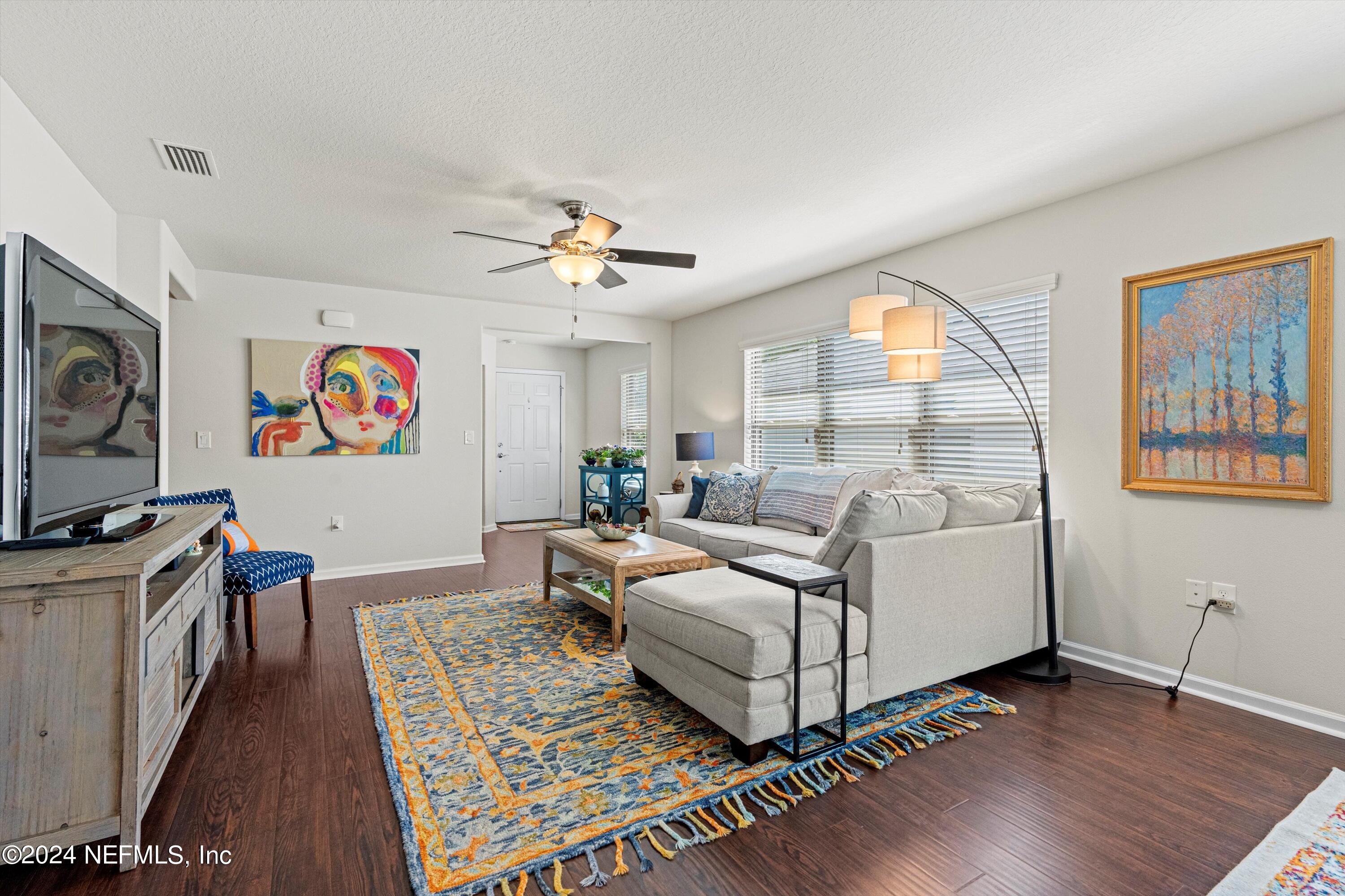 31 CYPRESS BAY Drive