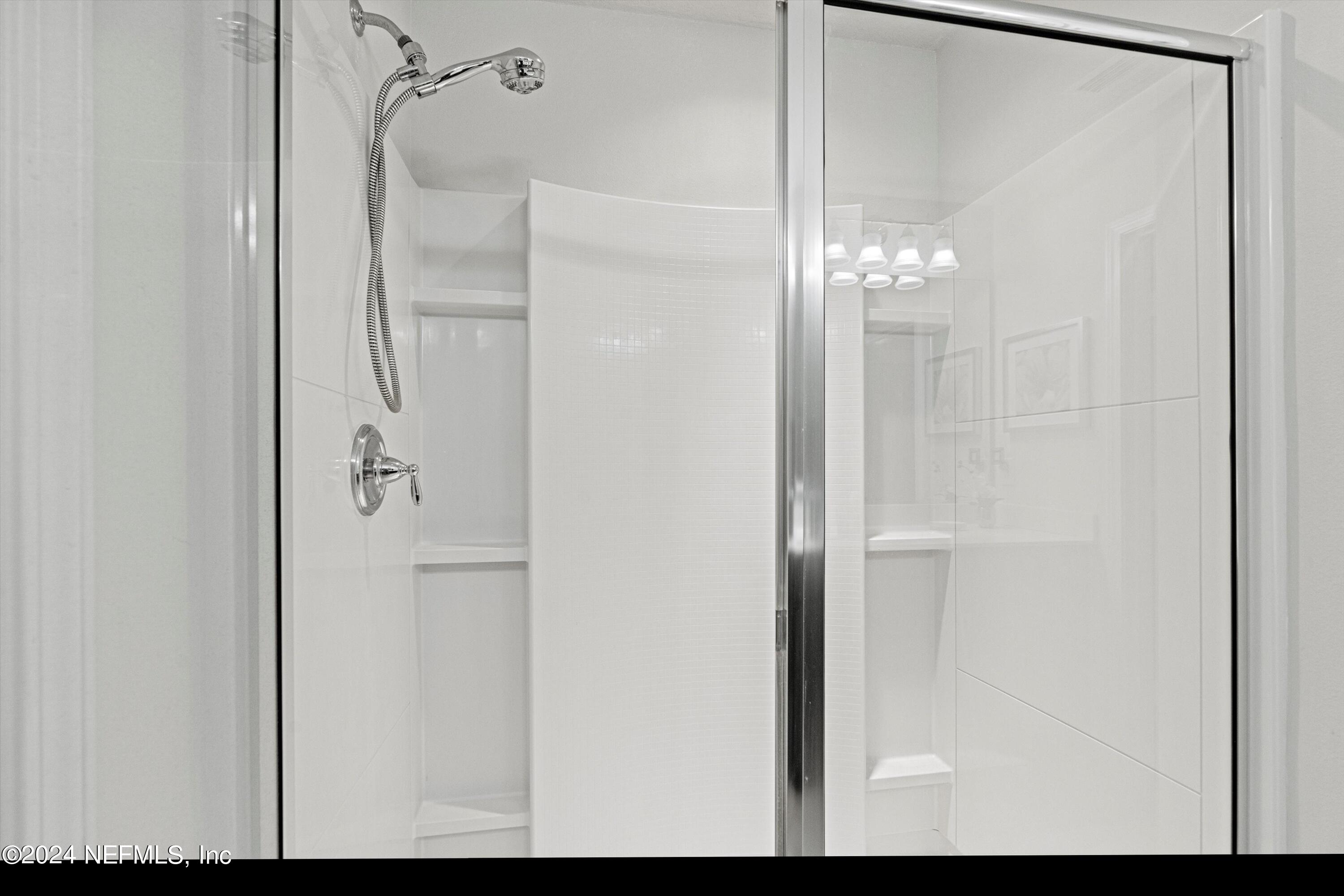 31 CYPRESS BAY Drive