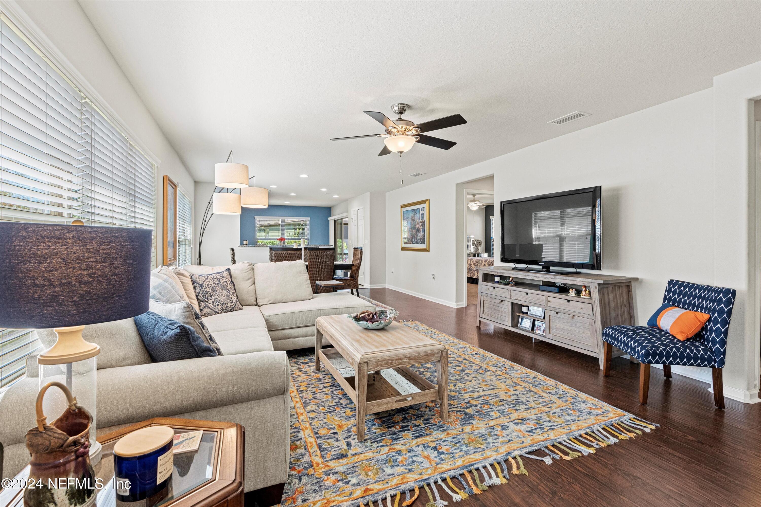 31 CYPRESS BAY Drive