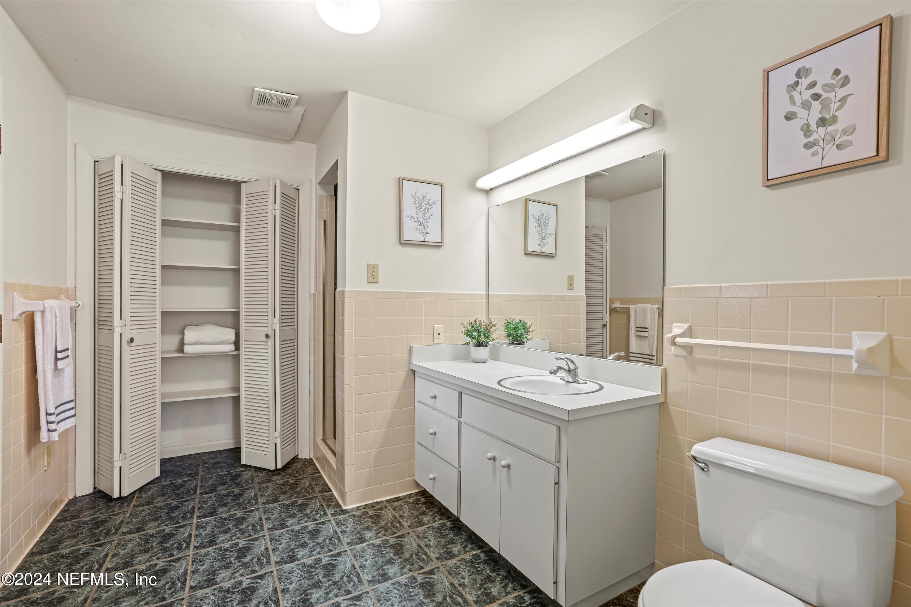 150 SUNSET STRIP Drive