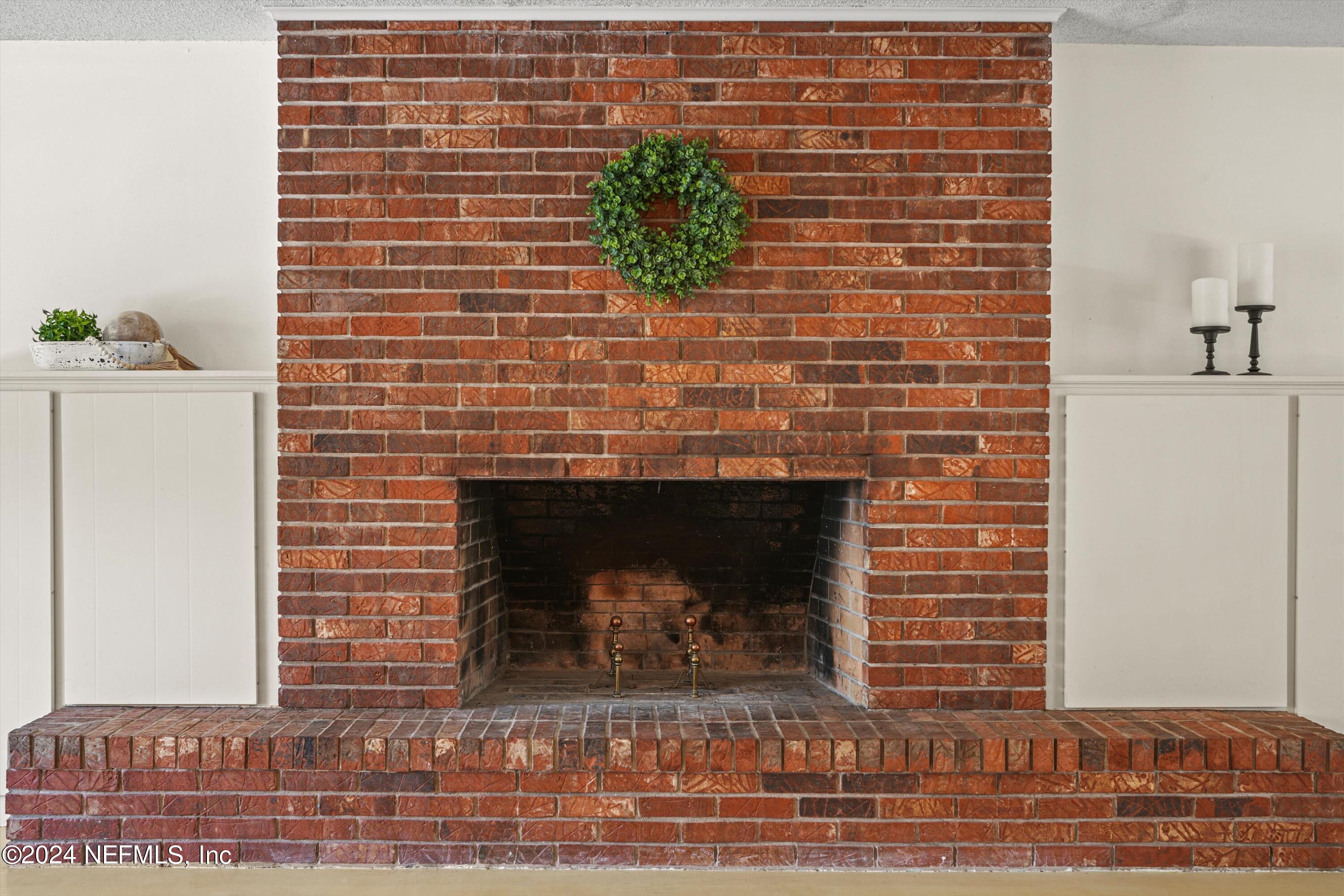 150 SUNSET STRIP Drive