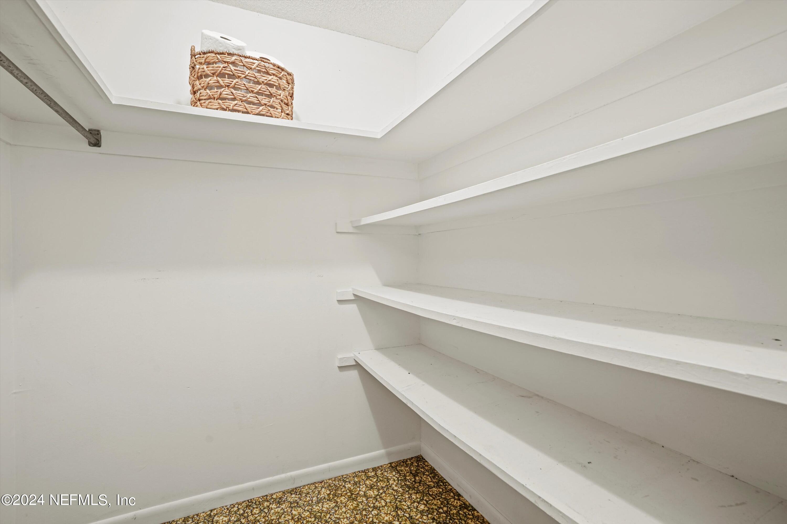 150 SUNSET STRIP Drive