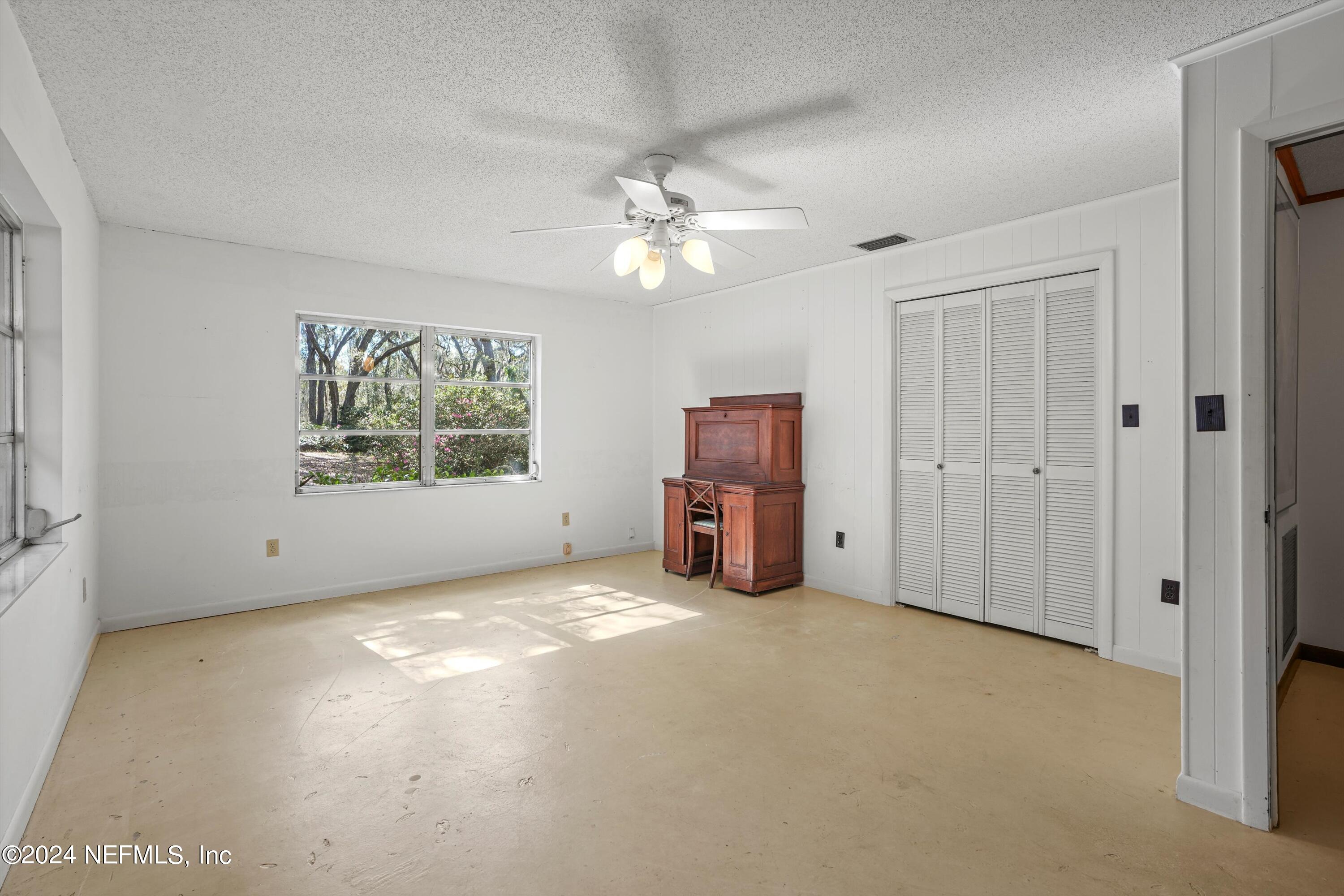 150 SUNSET STRIP Drive