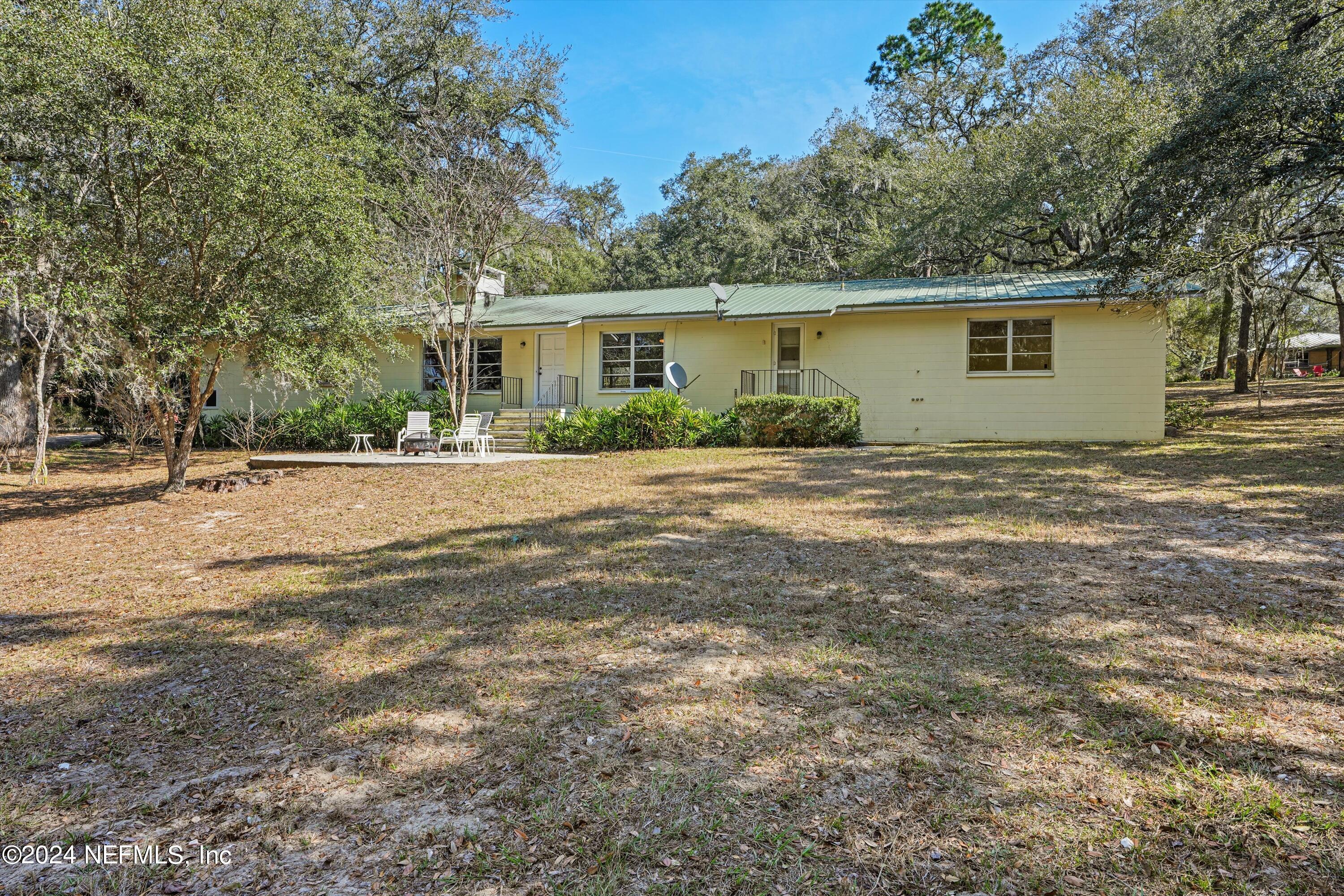 150 SUNSET STRIP Drive