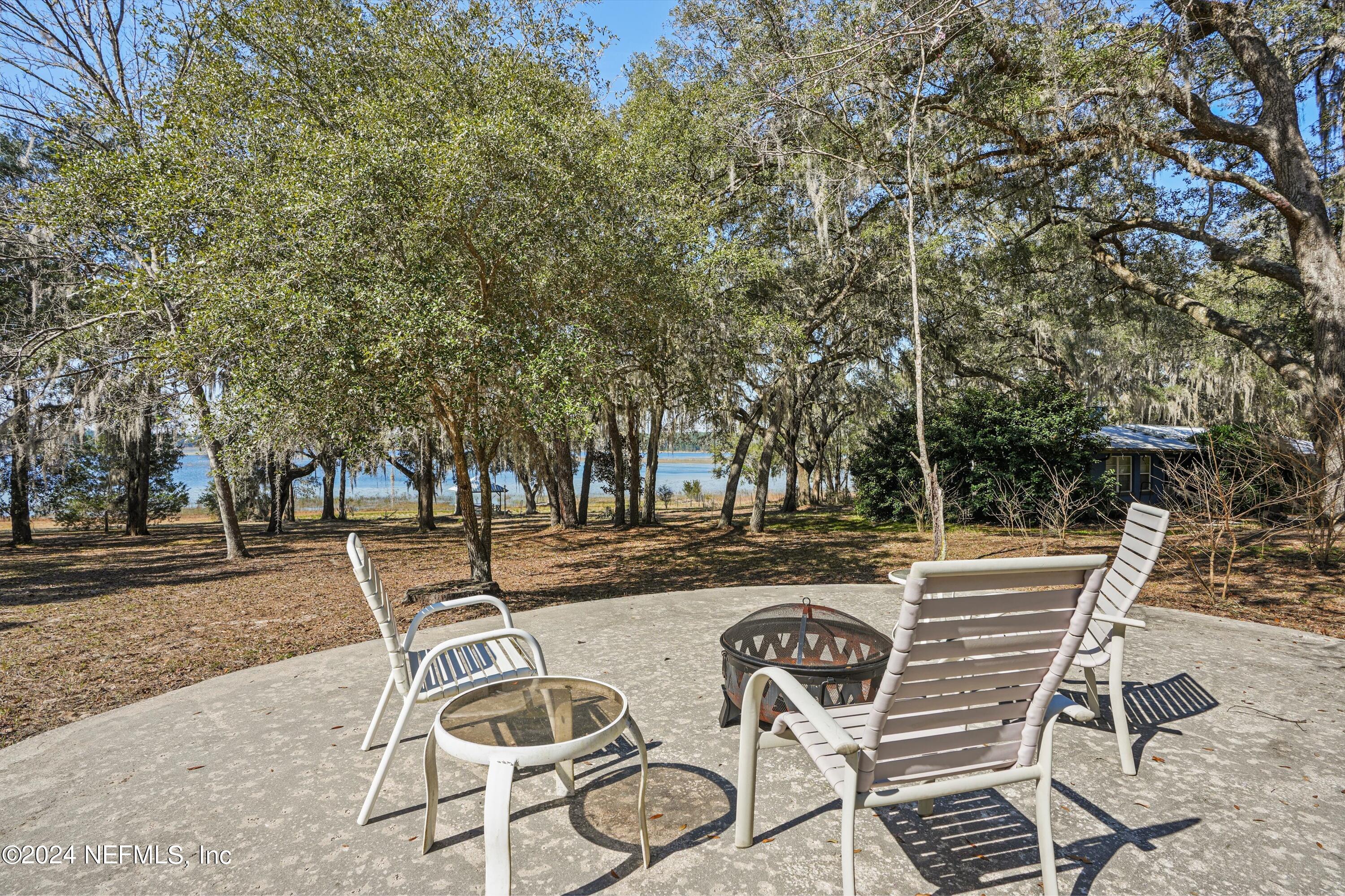 150 SUNSET STRIP Drive