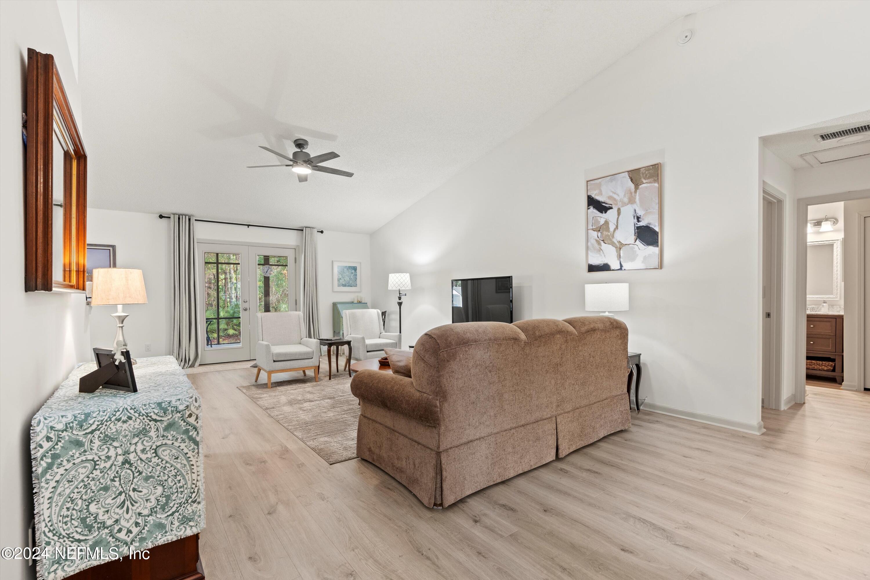 180 SOUTHERN GROVE Drive