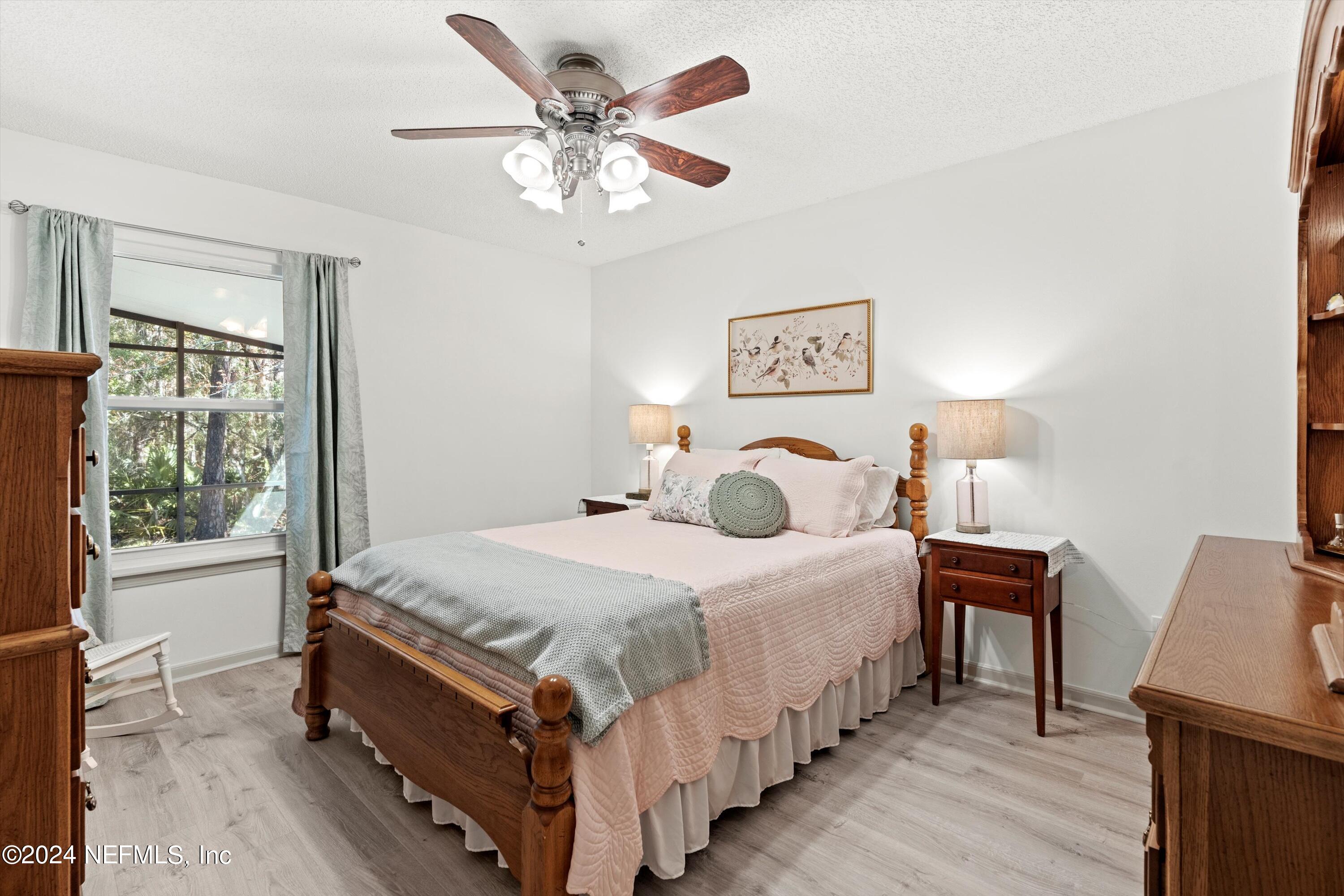 180 SOUTHERN GROVE Drive