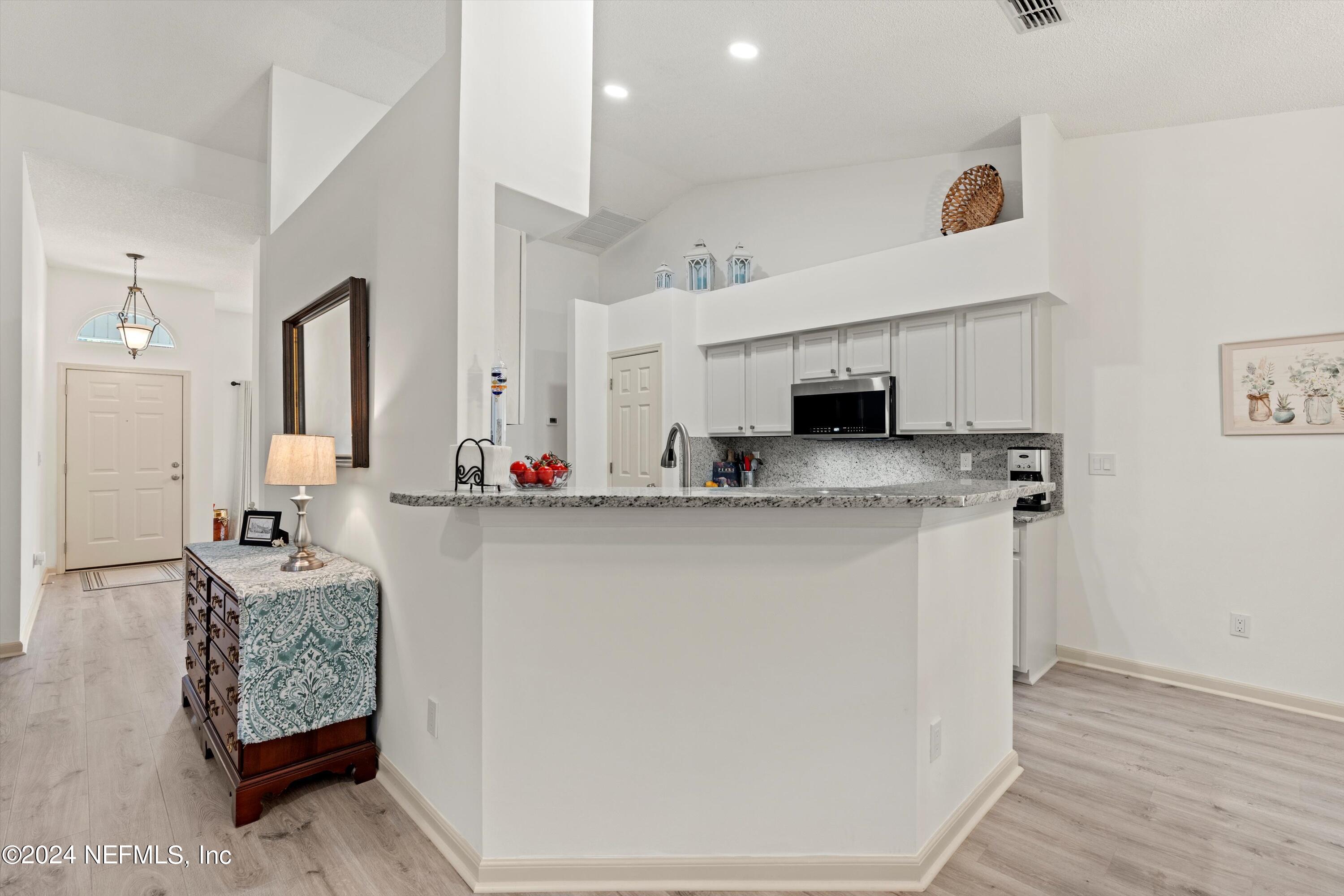 180 SOUTHERN GROVE Drive