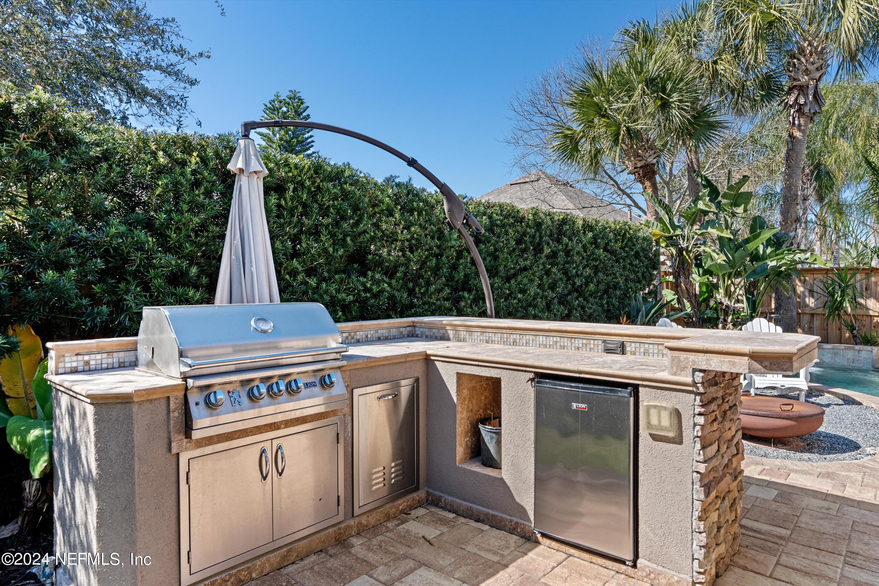 3551 BAY ISLAND Circle