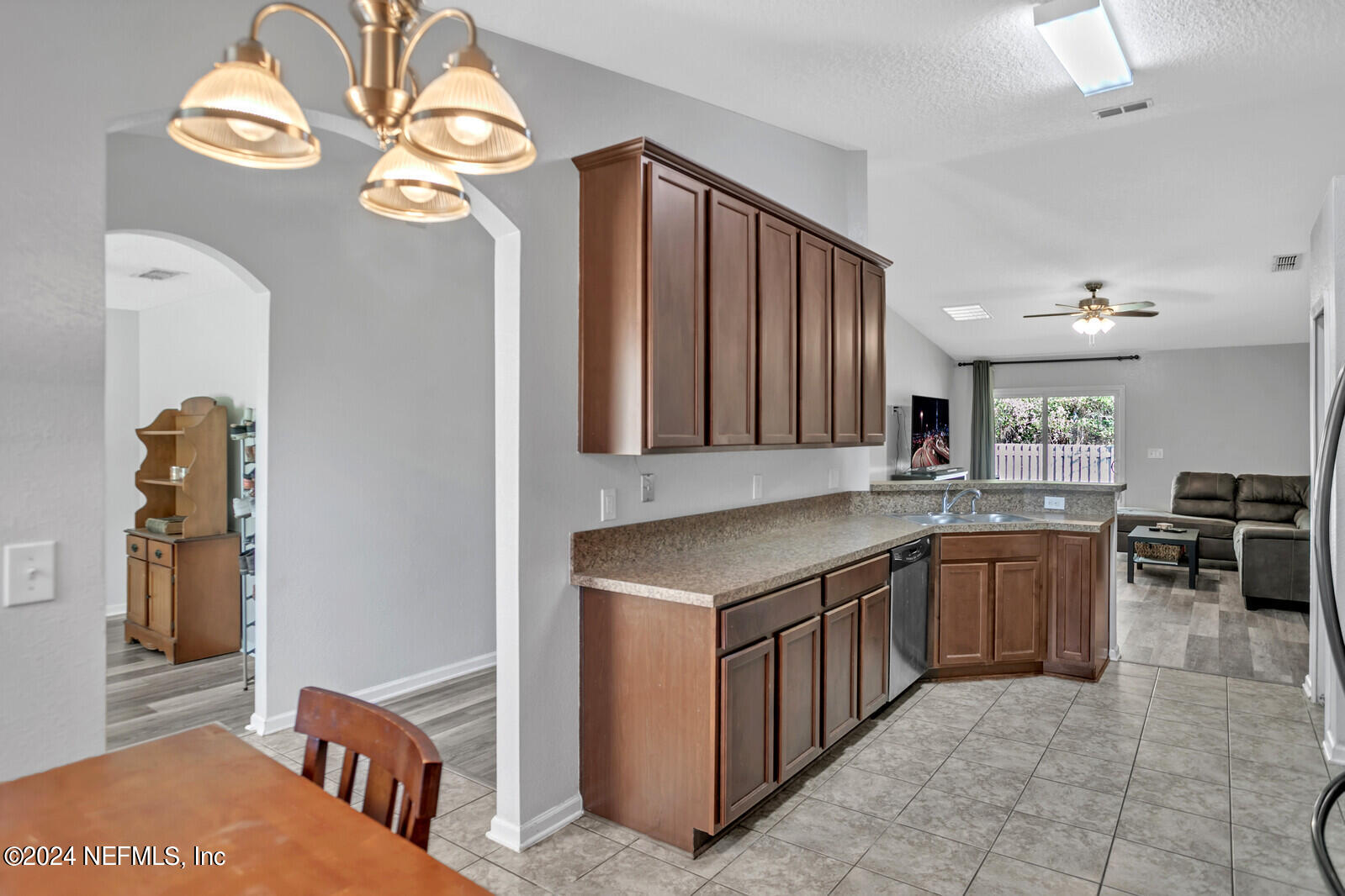 10251 DRIFTWOOD HILLS Drive