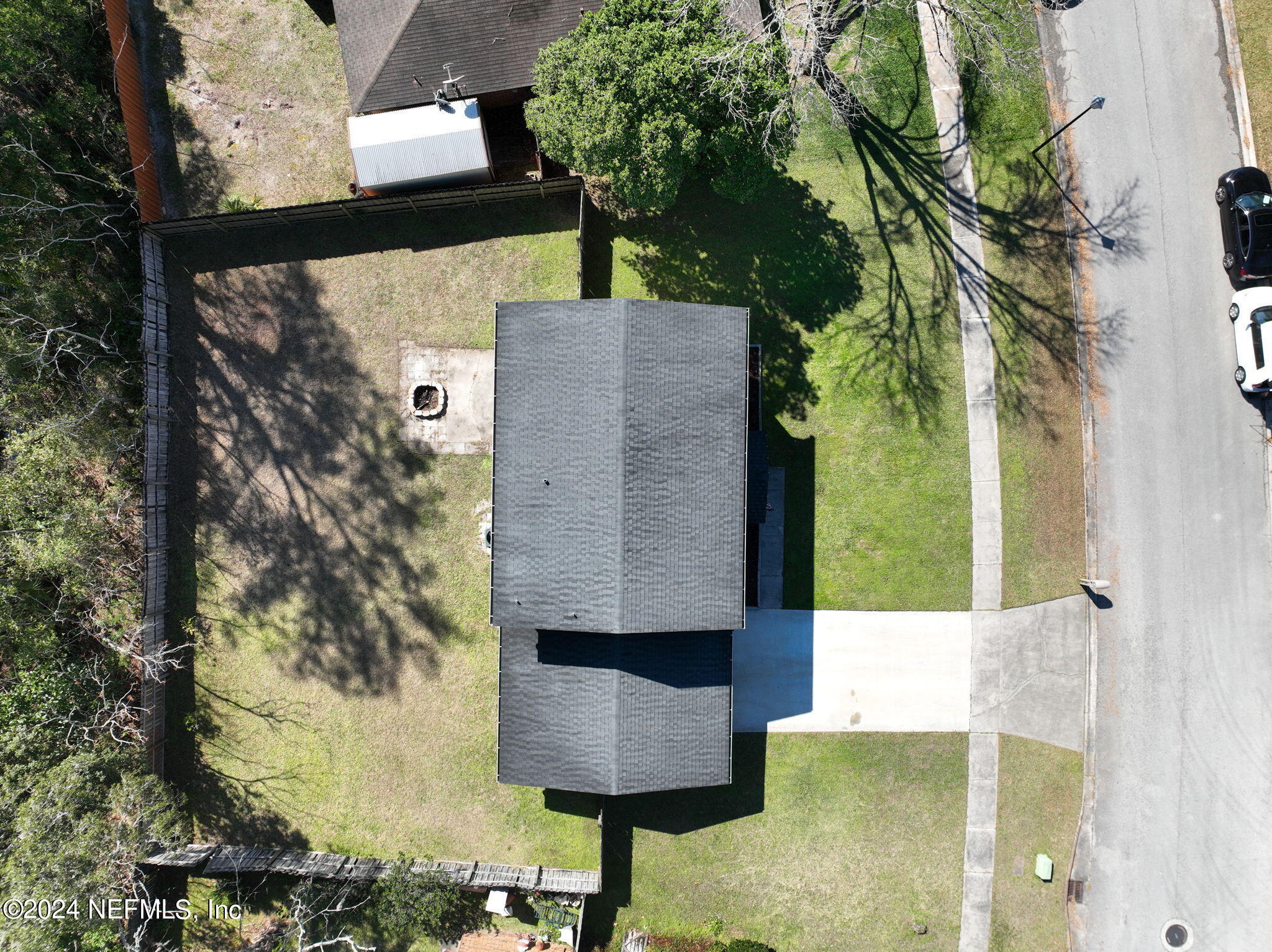 8549 BLACKBERRY Lane E