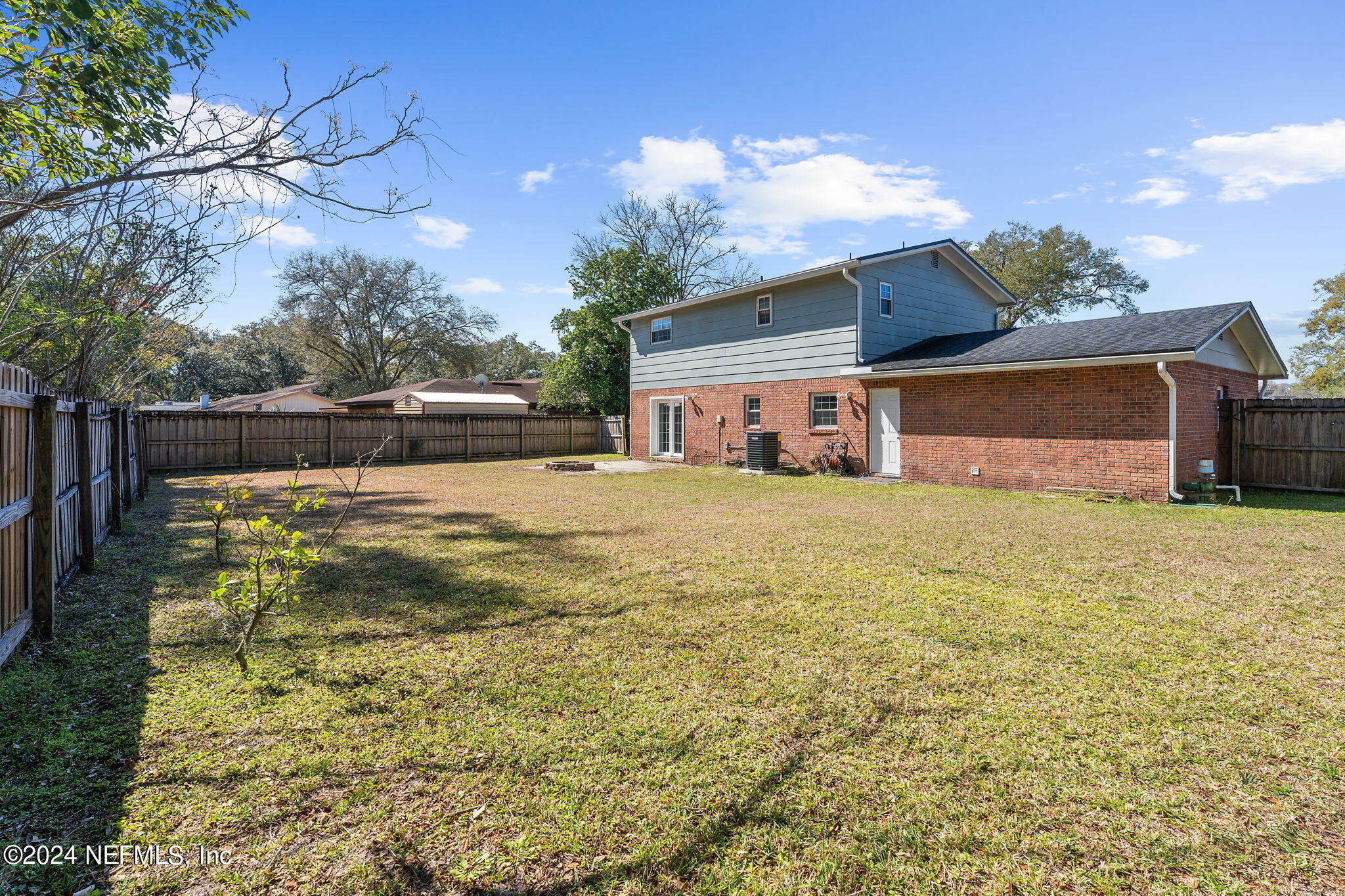 8549 BLACKBERRY Lane E