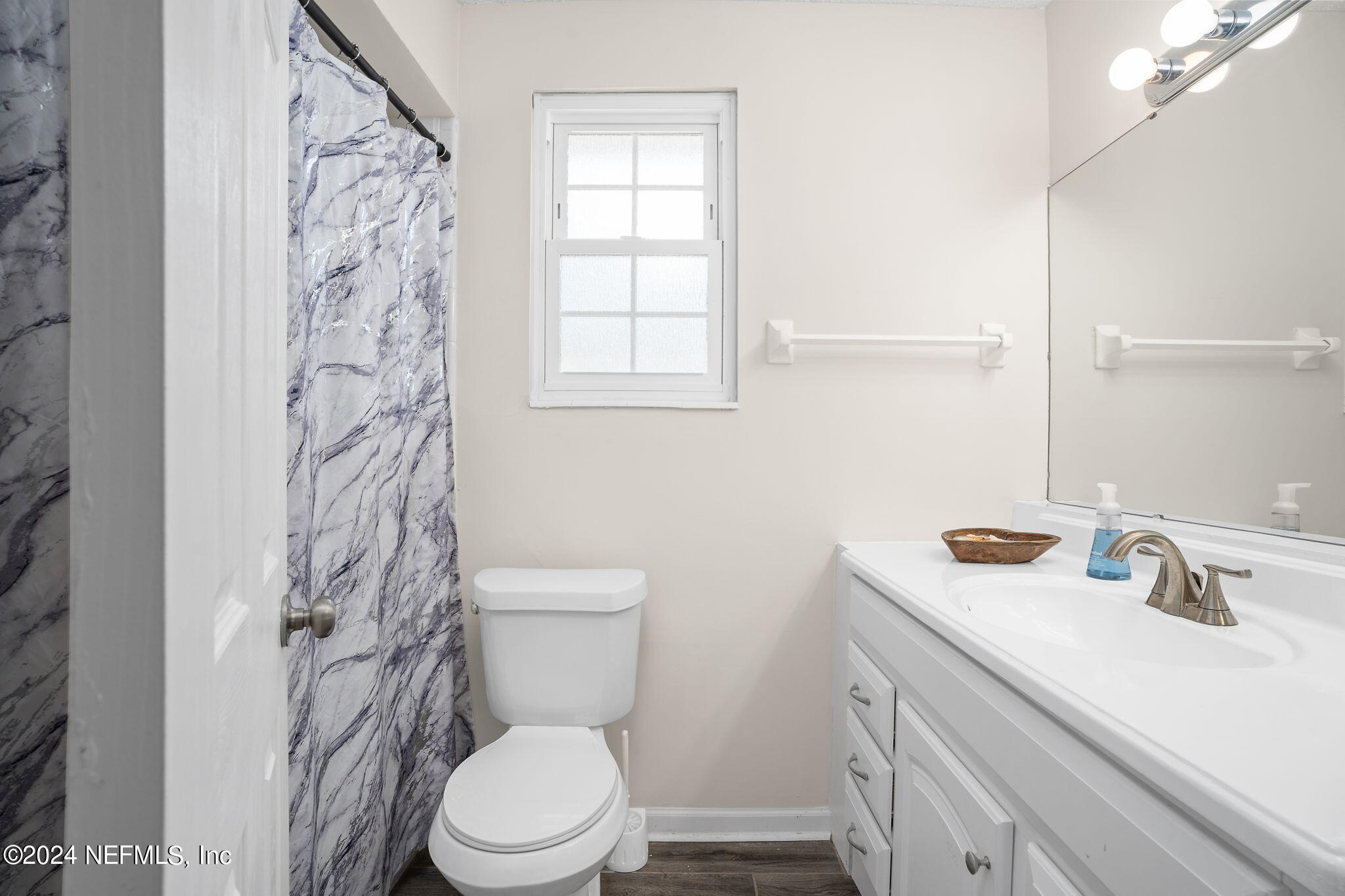 8549 BLACKBERRY Lane E