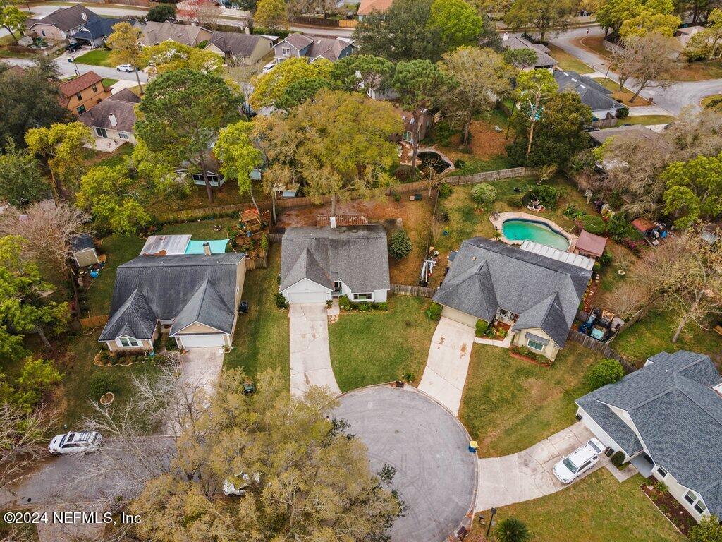 1818 HIGH BROOK Court