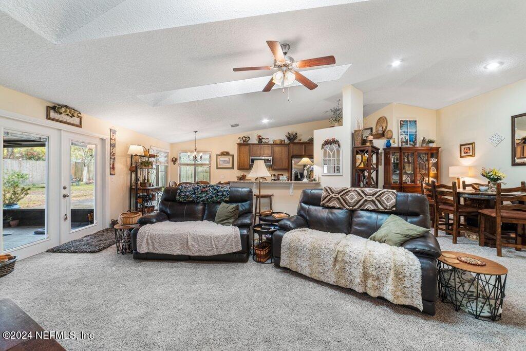 1818 HIGH BROOK Court