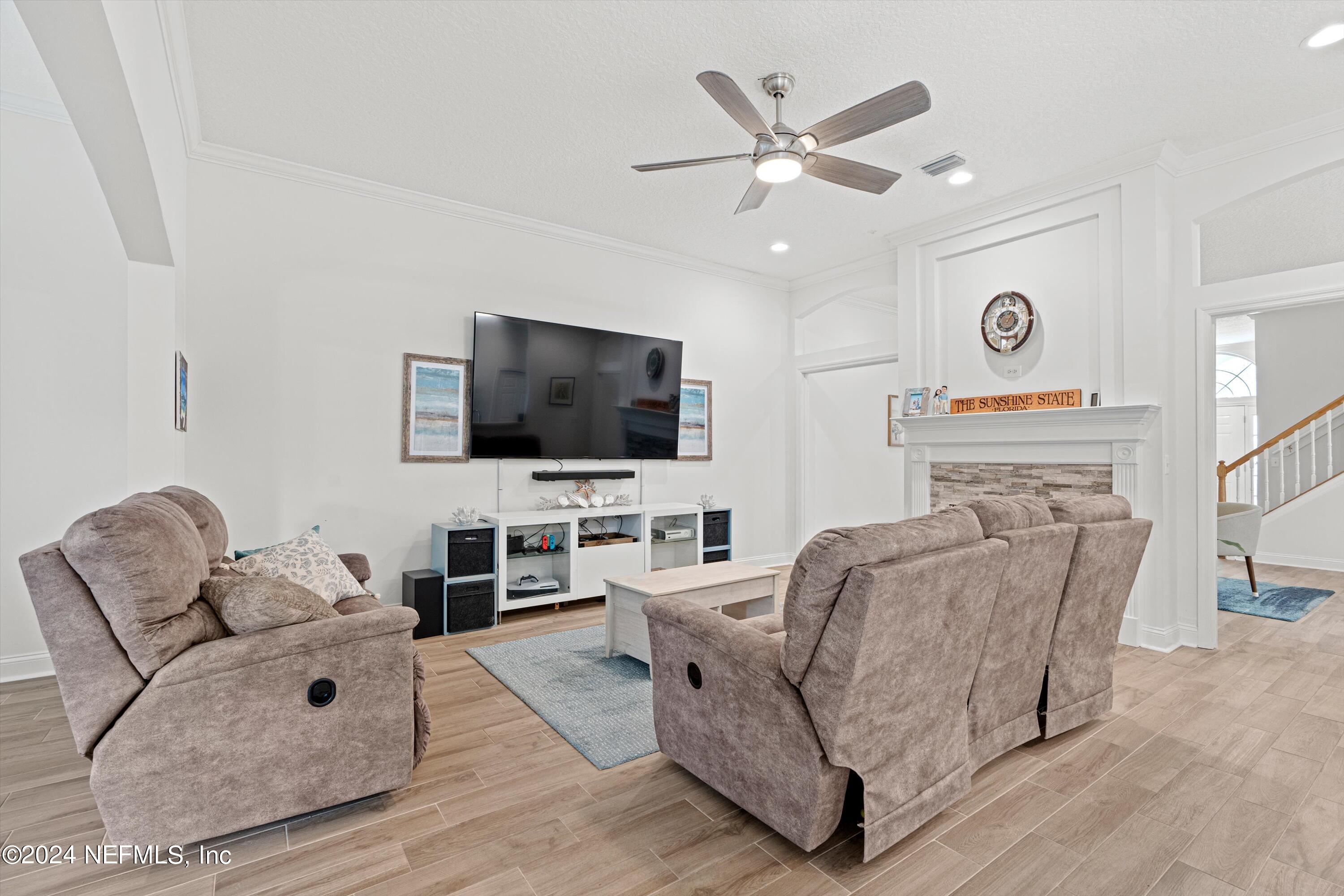 3536 BAY ISLAND Circle