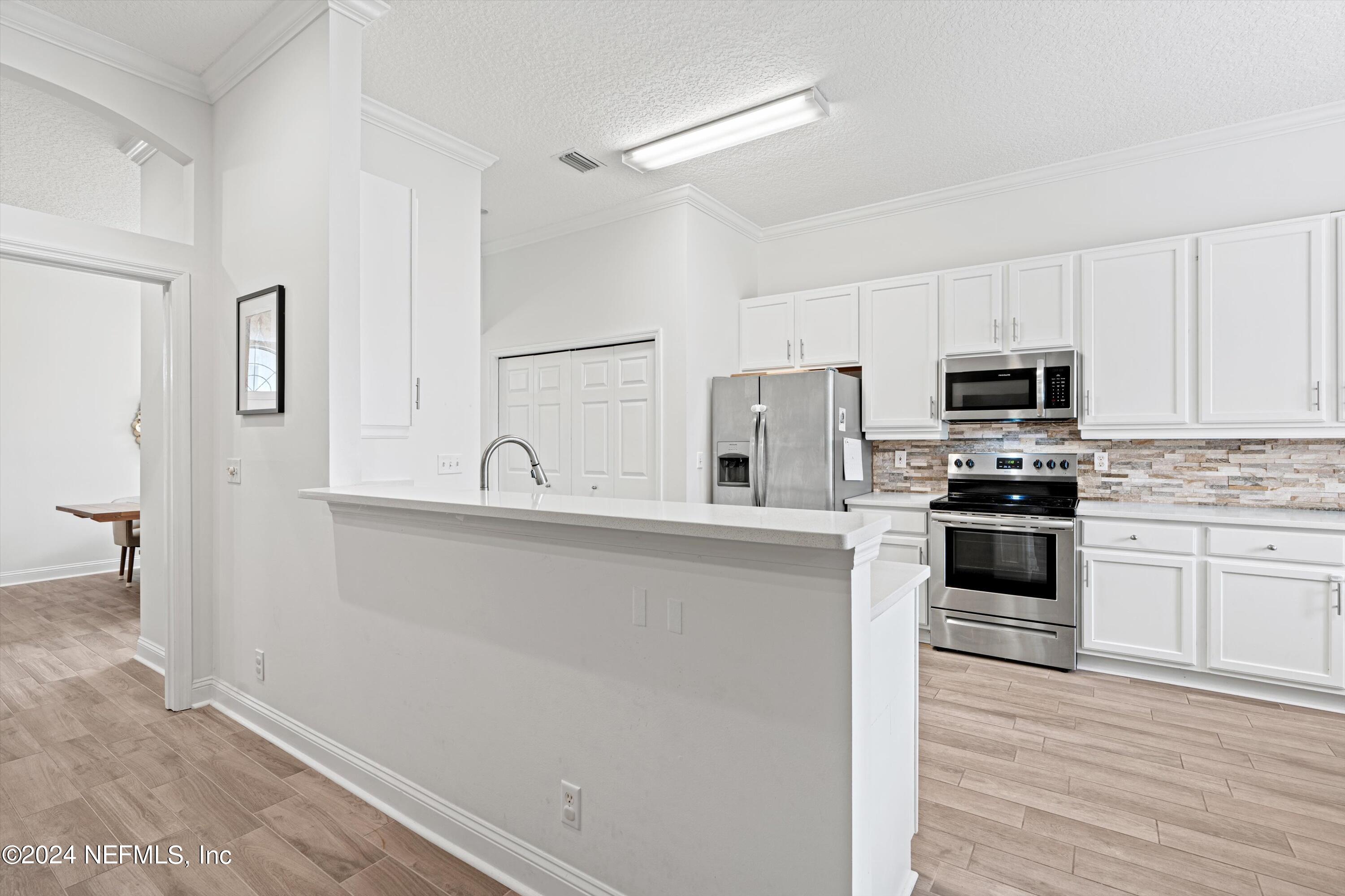 3536 BAY ISLAND Circle