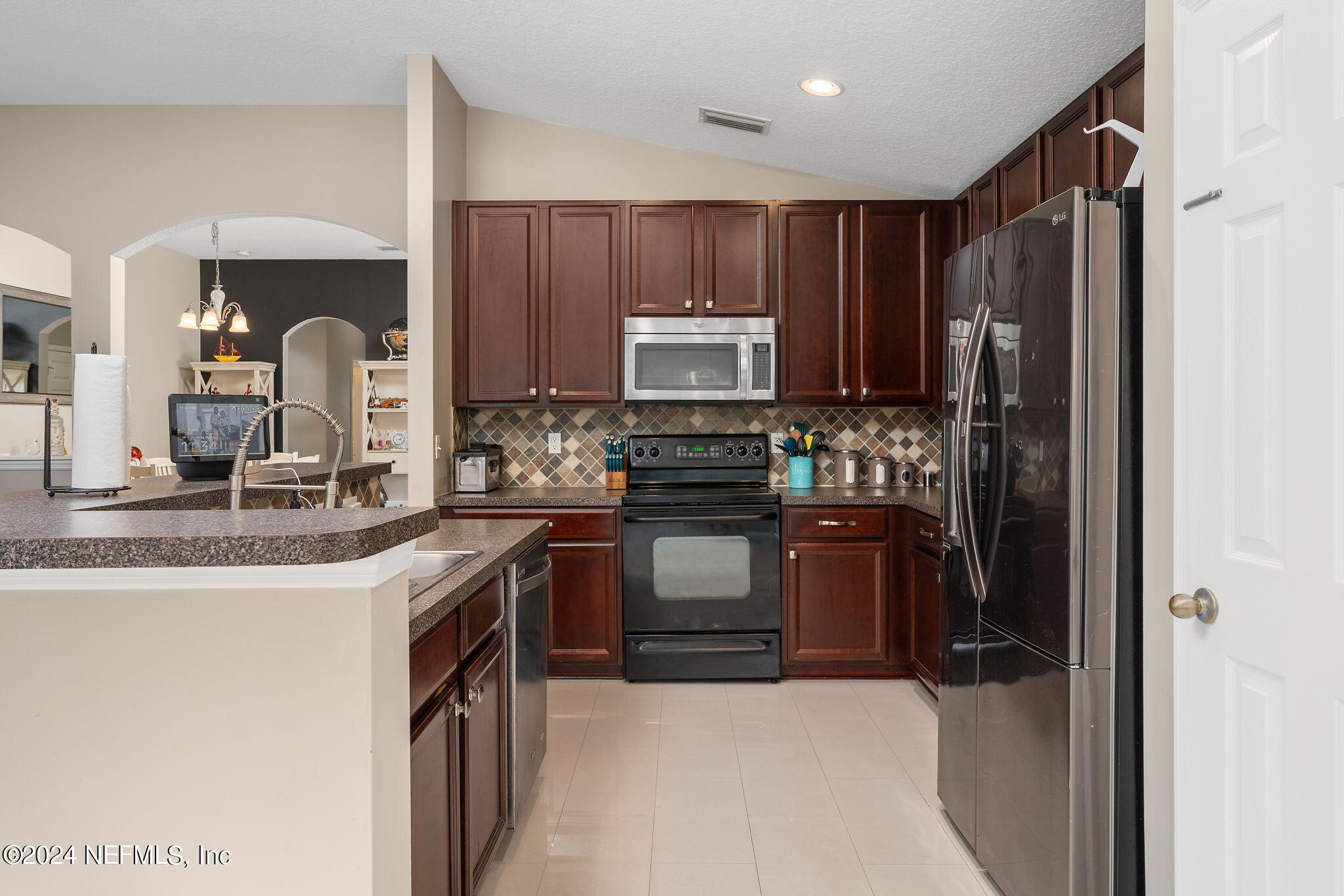 1056 BECKINGHAM Drive