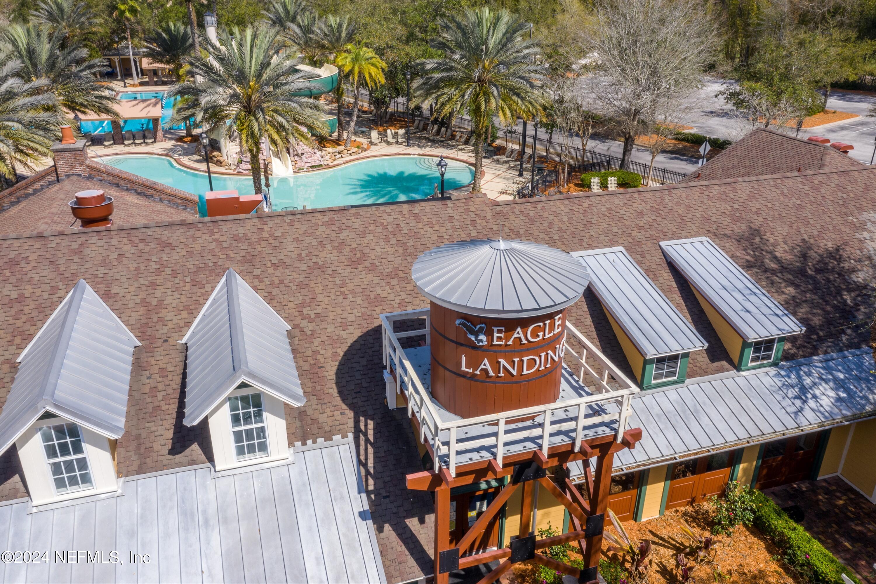 1055 SOUTHERN HILLS Drive