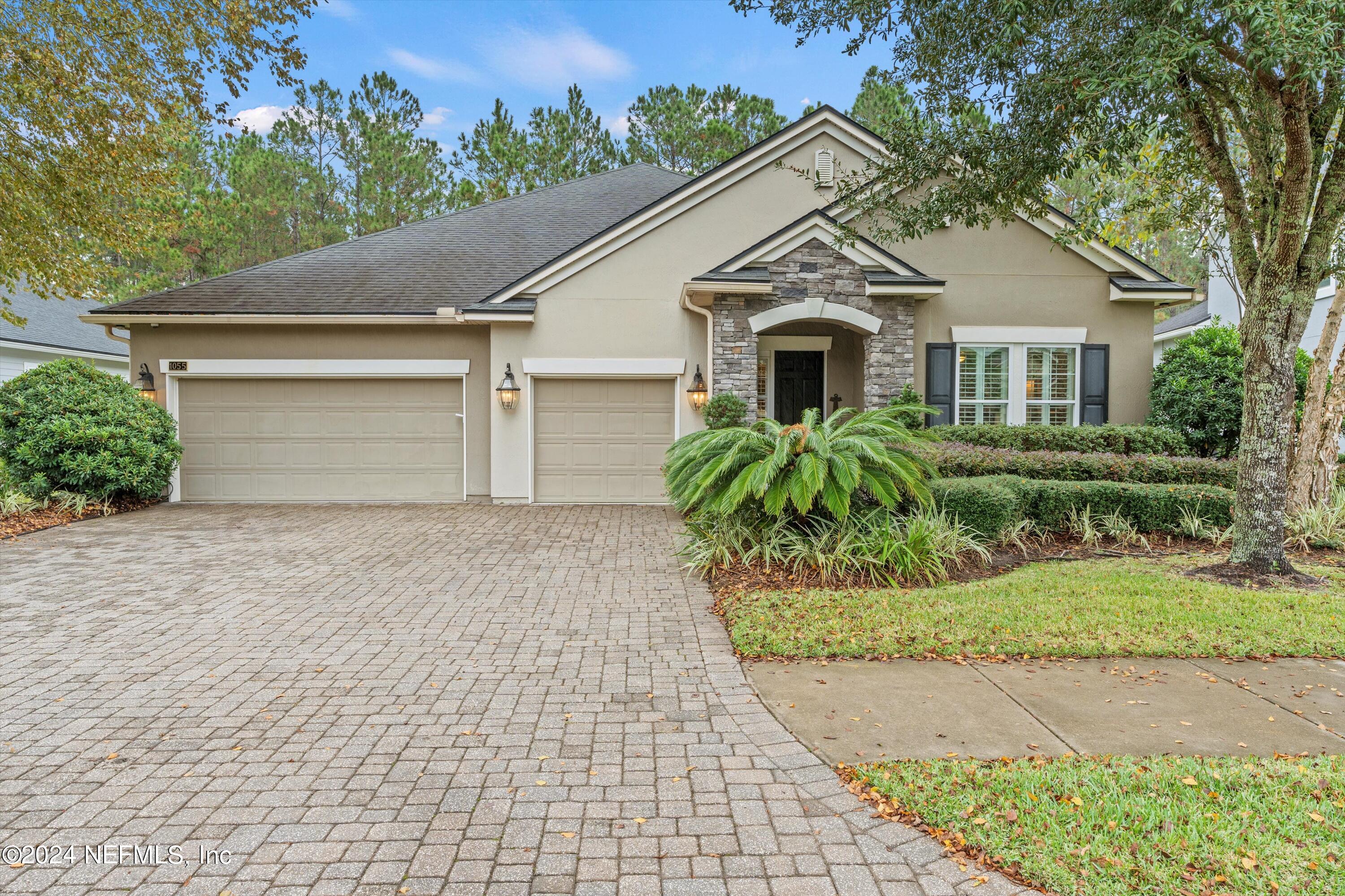 1055 SOUTHERN HILLS Drive