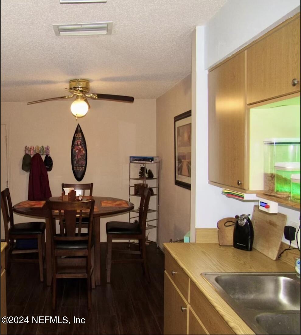 101 BENT TREE Drive, 78