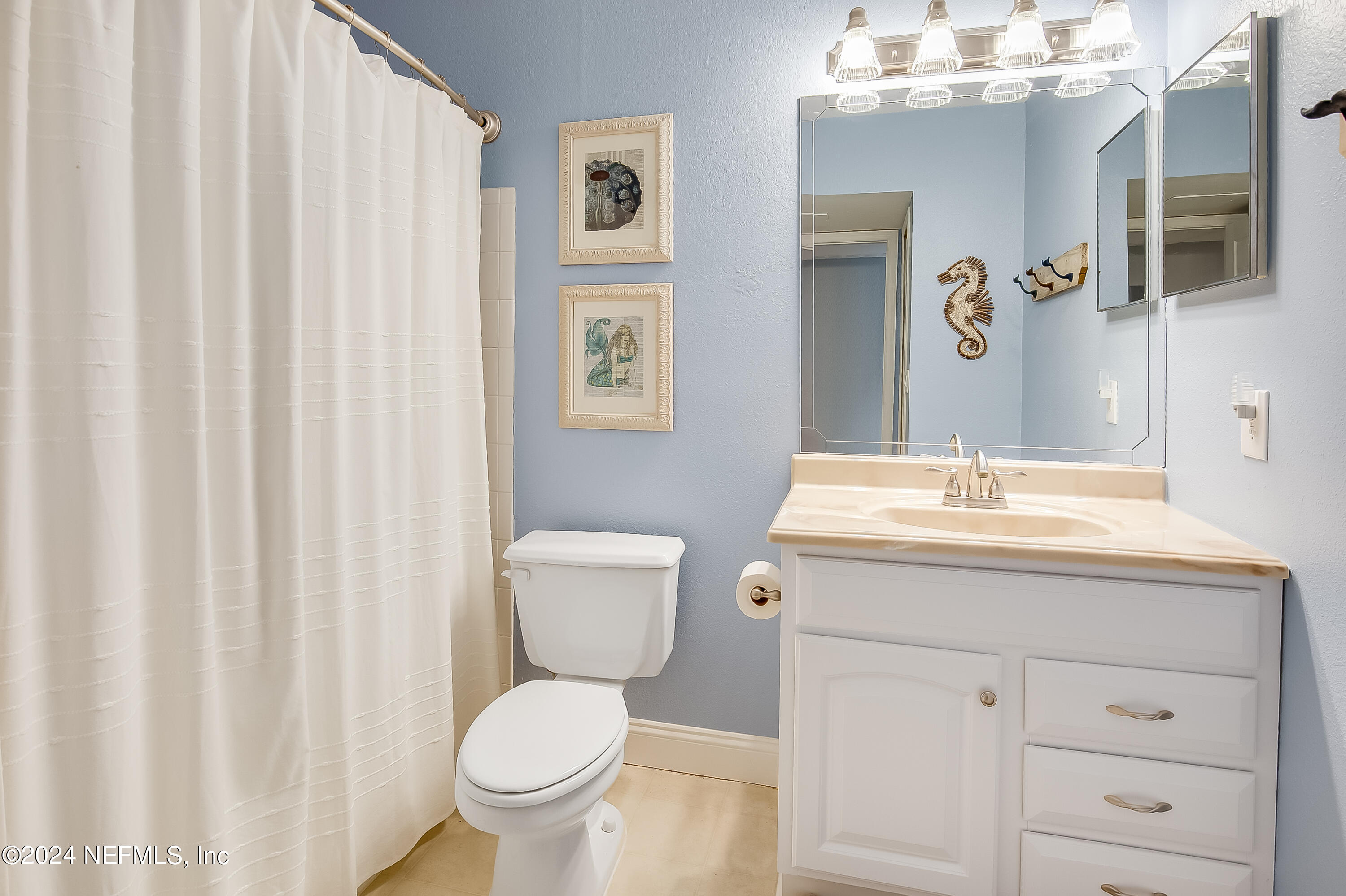 1701 THE GREENS Way, 1411